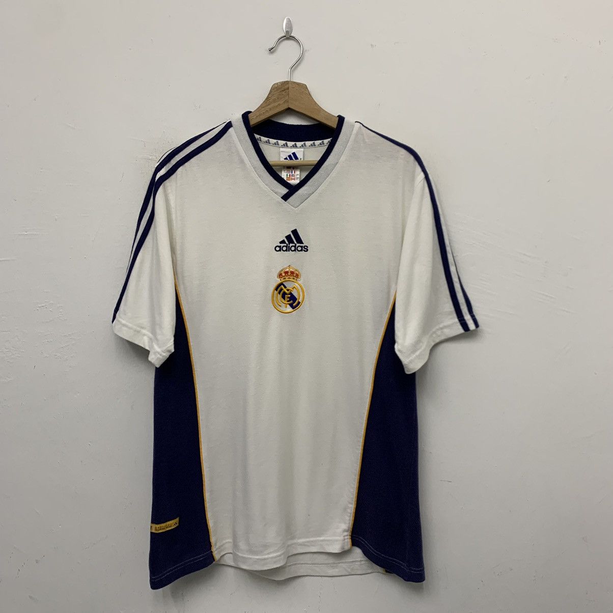 Adidas Vintage 1999 Real Madrid training t-shirt Size US M / EU 48-50 / 2 - 1 Thumbnail