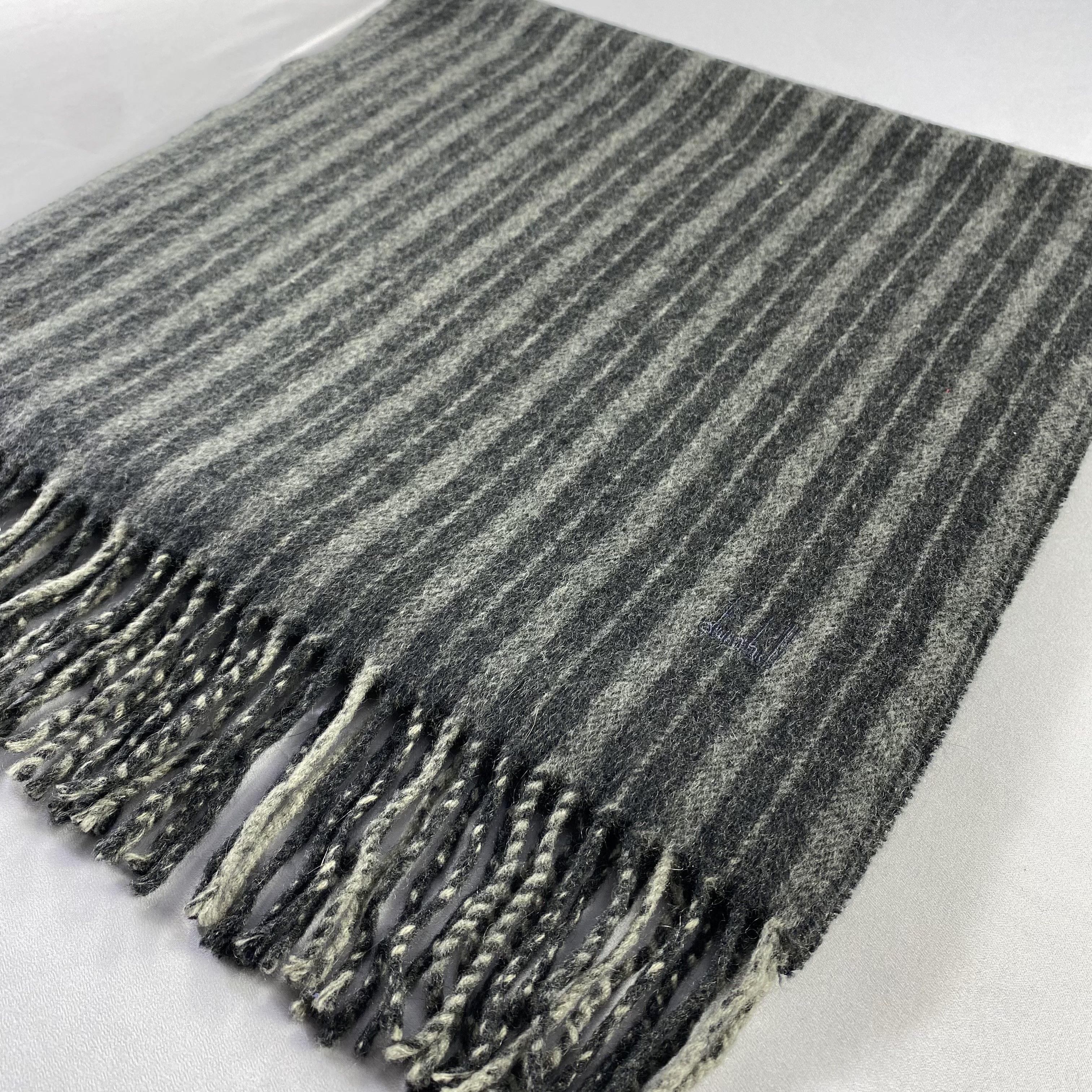 Alfred Dunhill Dunhill Scarf Neck Wrap Cashmere Muffler Size ONE SIZE - 5 Thumbnail
