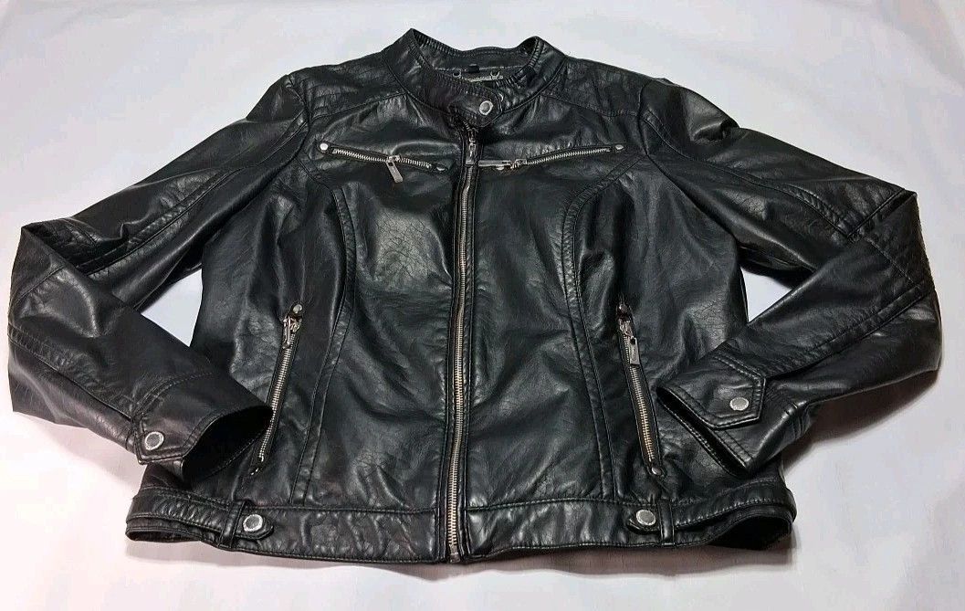 Other J2 By Jou Jou Black Faux Leather Cropped Bomber Jacket Size XL / US 12-14 / IT 48-50 - 1 Thumbnail