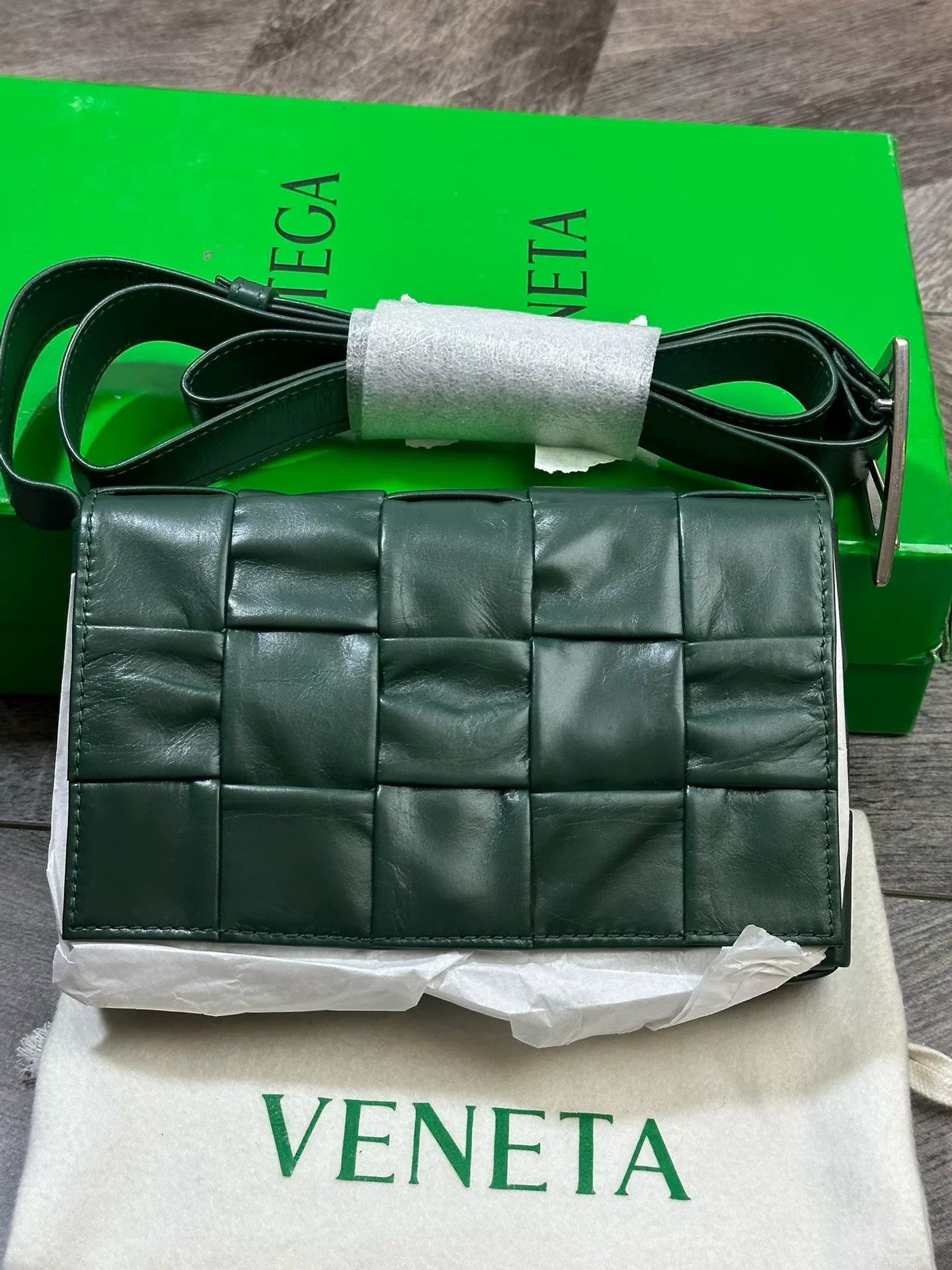 Bottega Veneta BV Cassette 15-Grid Crossbody Bag Size ONE SIZE - 1 Thumbnail