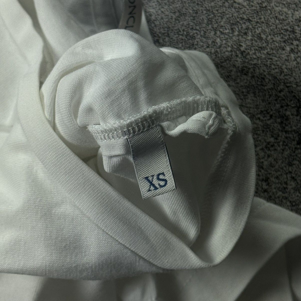Moncler Moncler T-Shirt Size XS / US 0-2 / IT 36-38 - 7 Thumbnail