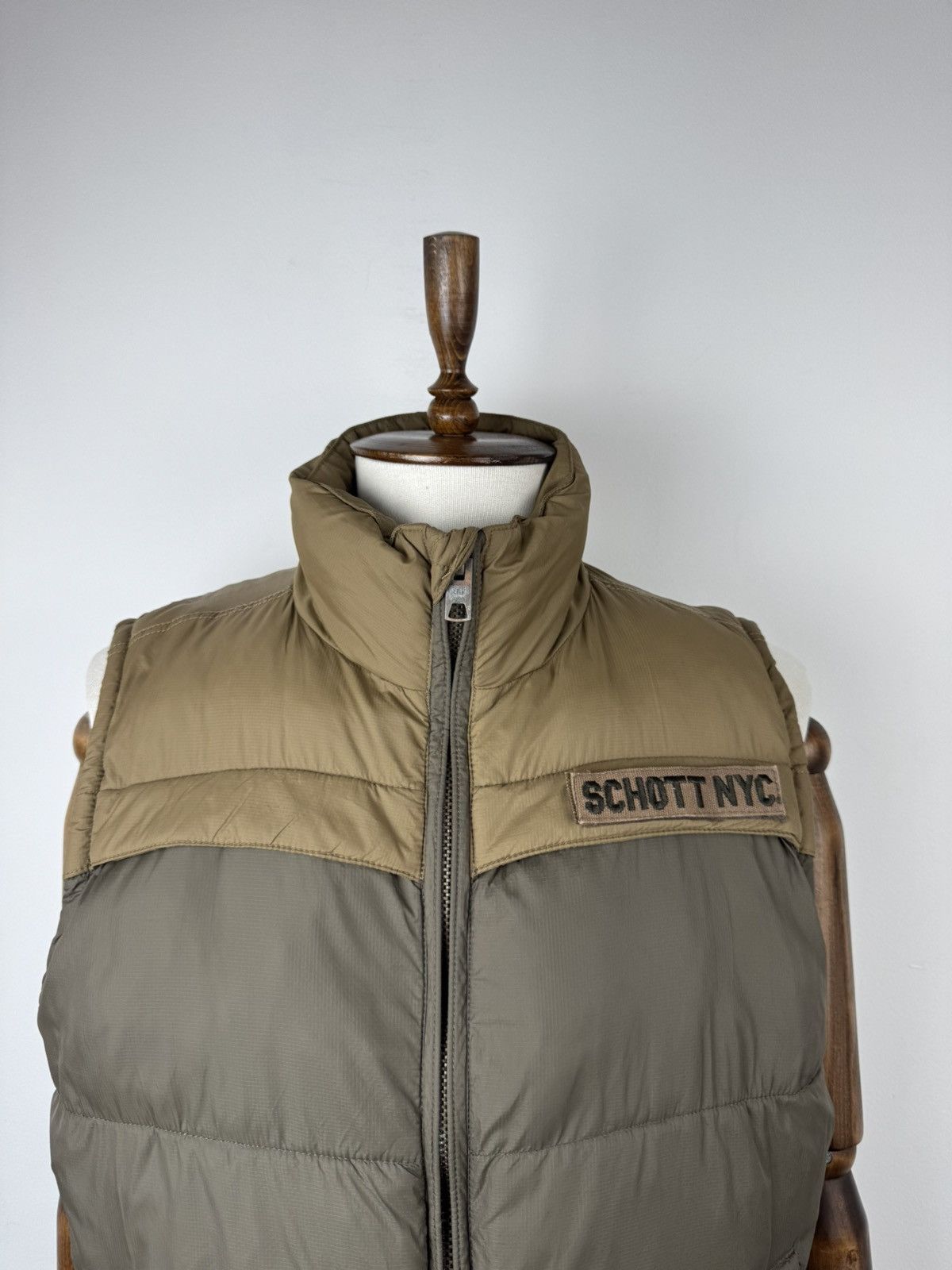 Schott × Vintage Men’s Vintage Schott NYC Puffer Vest Gilet size XL Size US XL / EU 56 / 4 - 2 Thumbnail