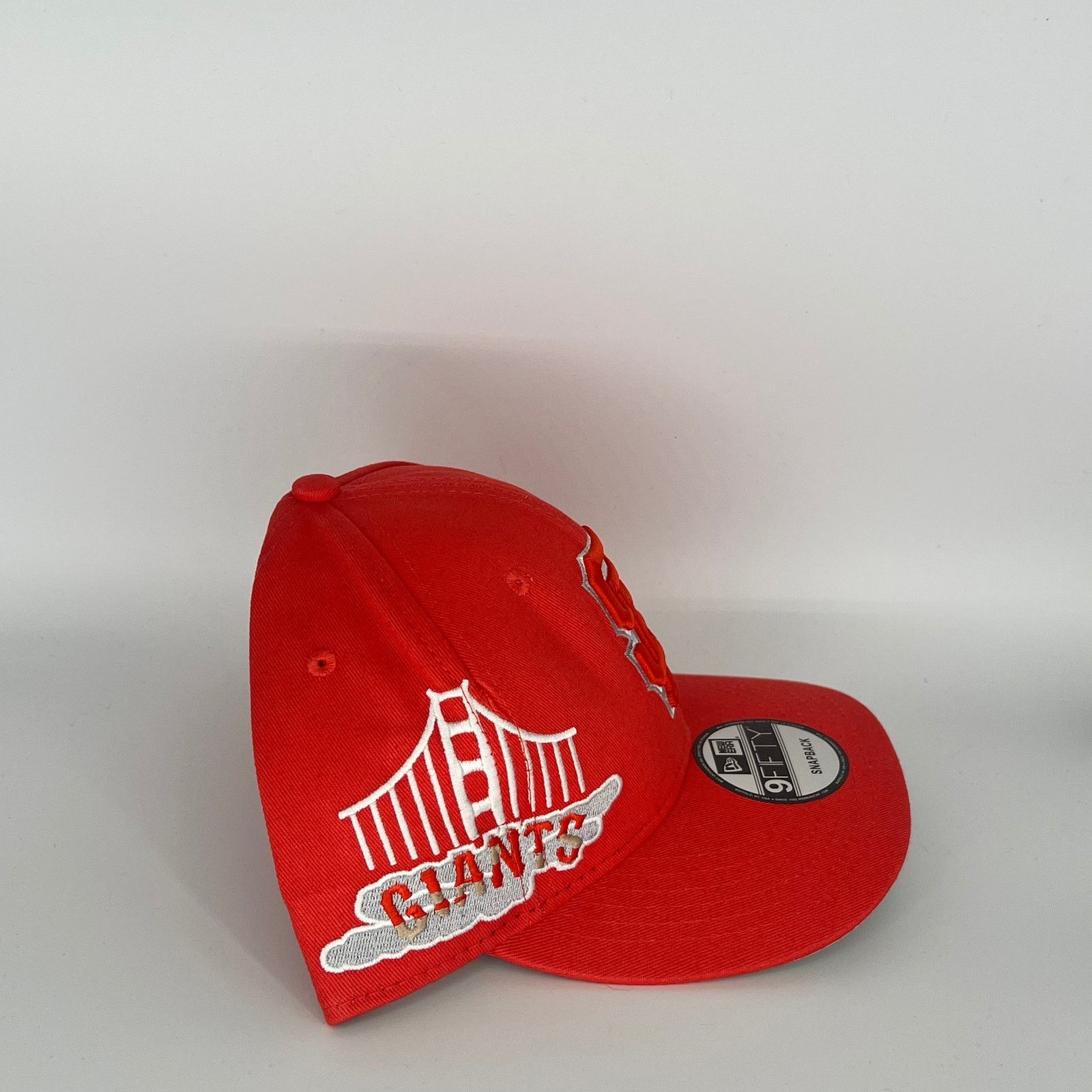 New Era Red San Francisco Giants Golden Gate Bridge GIANTS New Era Size ONE SIZE - 3 Thumbnail