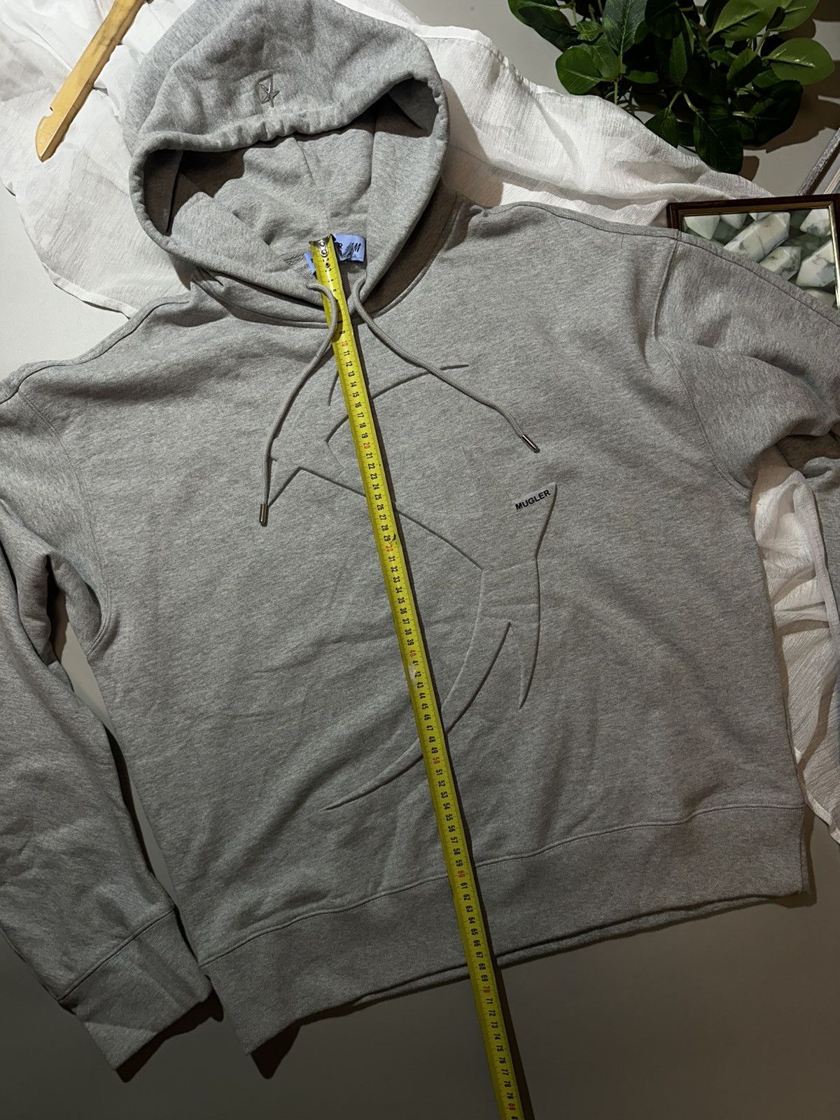 H&M × Mugler H&M & Mugler Star Motif Hoodie Oversized Light Gray Men's sz Size US L / EU 52-54 / 3 - 10 Thumbnail