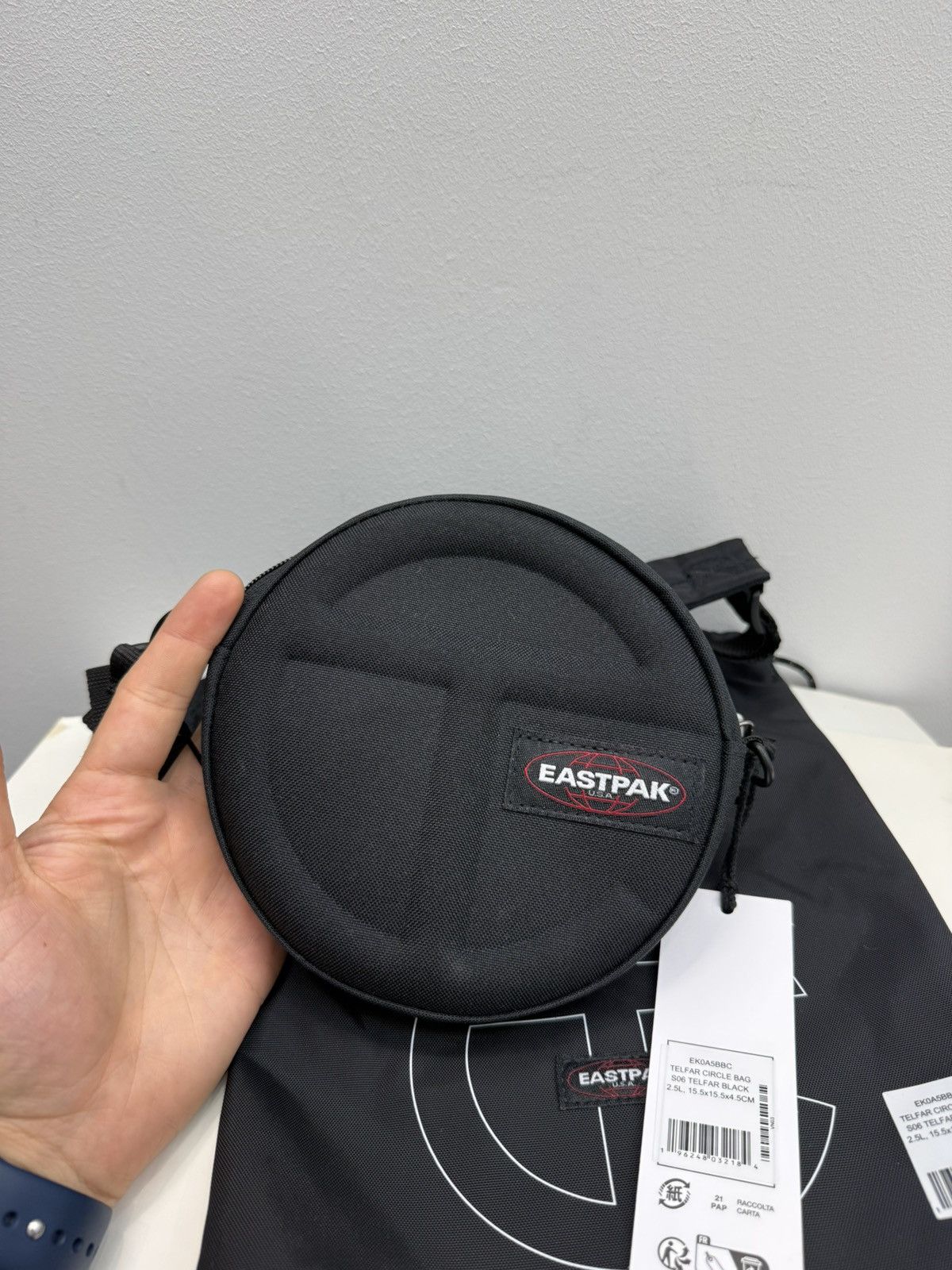Eastpak × Telfar Eastpak x Telfar Black Circle Shoulder Bag Size ONE SIZE - 2 Thumbnail