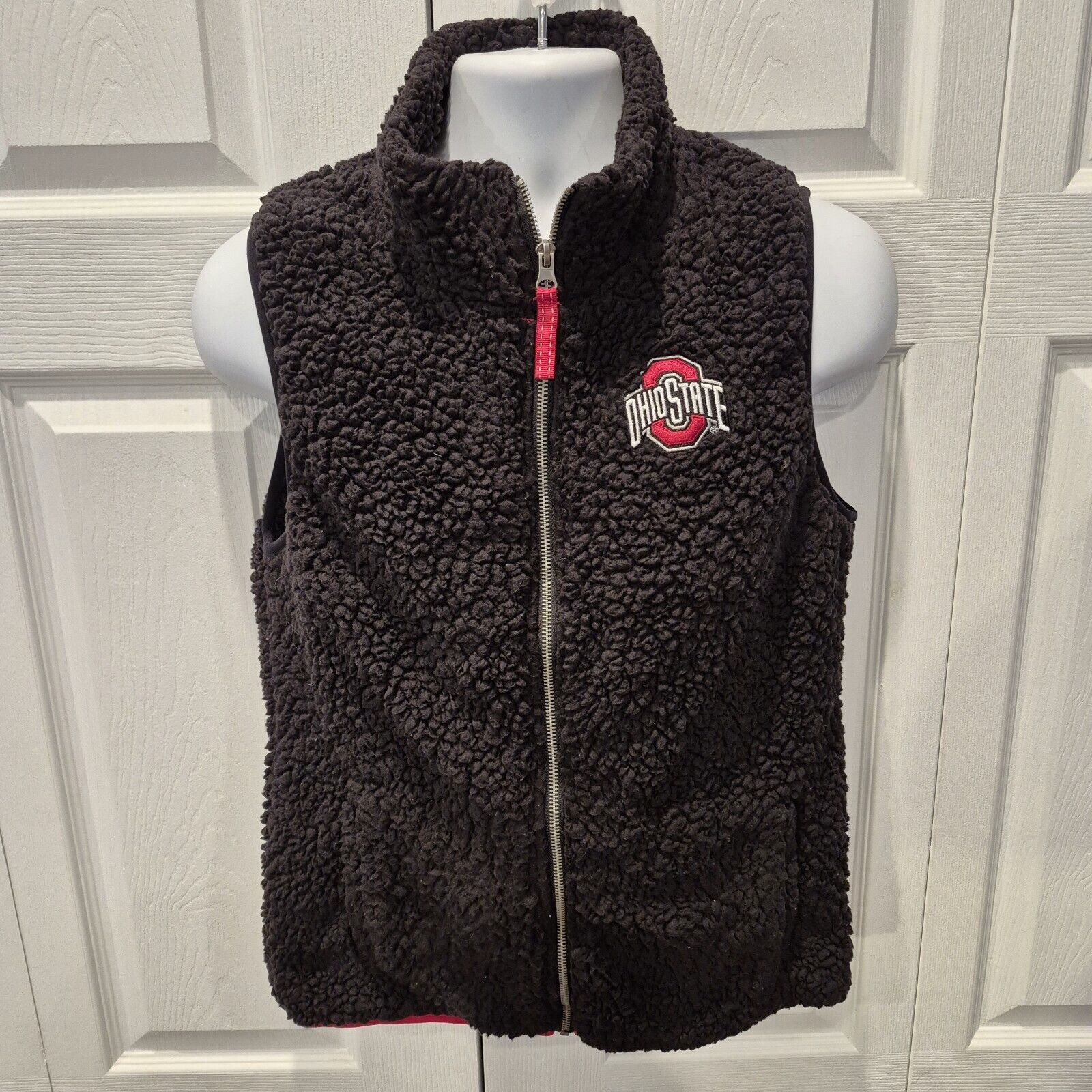 & Other Stories Ohio State OSU Buckeyes Full-Zip Sherpa Vest Size L Black Size US L / EU 52-54 / 3 - 1 Thumbnail