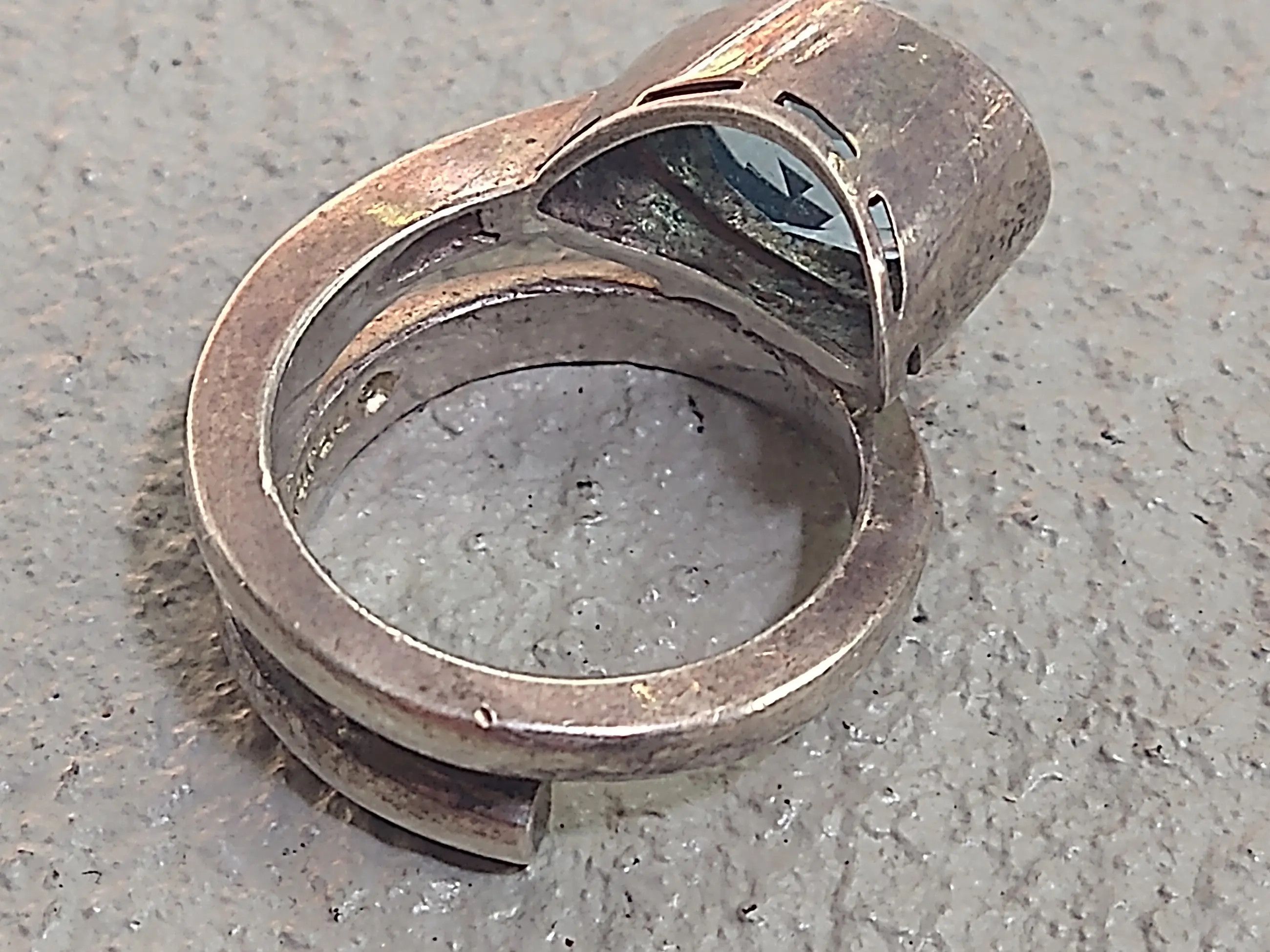 Jewelry × Vintage Vintage Sterling Silver Ring Blue Topaz Pejois 6.5 Abstract Size ONE SIZE - 6 Thumbnail