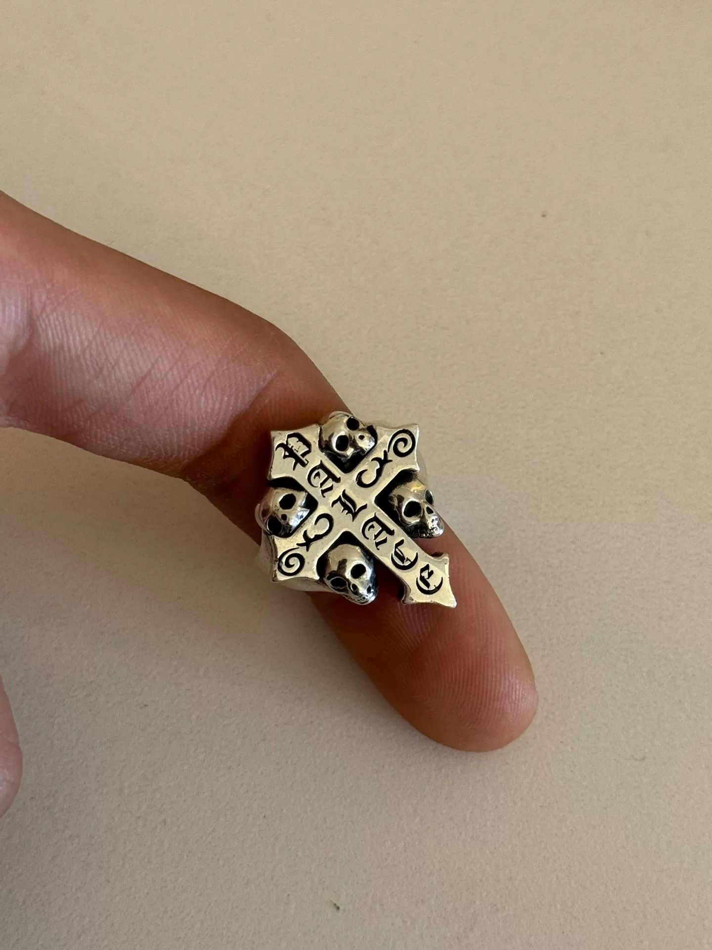 The Great Frog The Great Frog Skull Cross Ring Size ONE SIZE - 1 Thumbnail