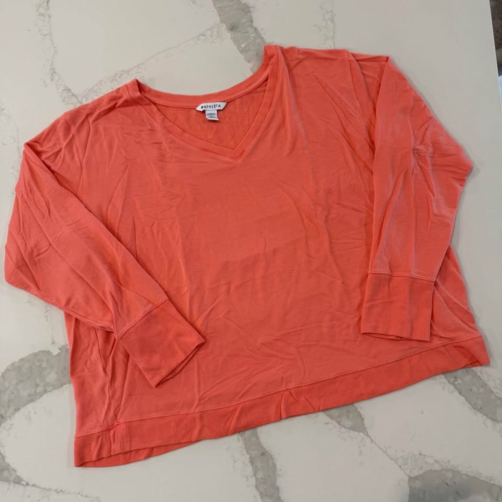 Athleta Athleta Sunrise V-Neck Lightweight Sweatshirt Women’s 3X Size 3XL / US 20-22 - 1 Thumbnail