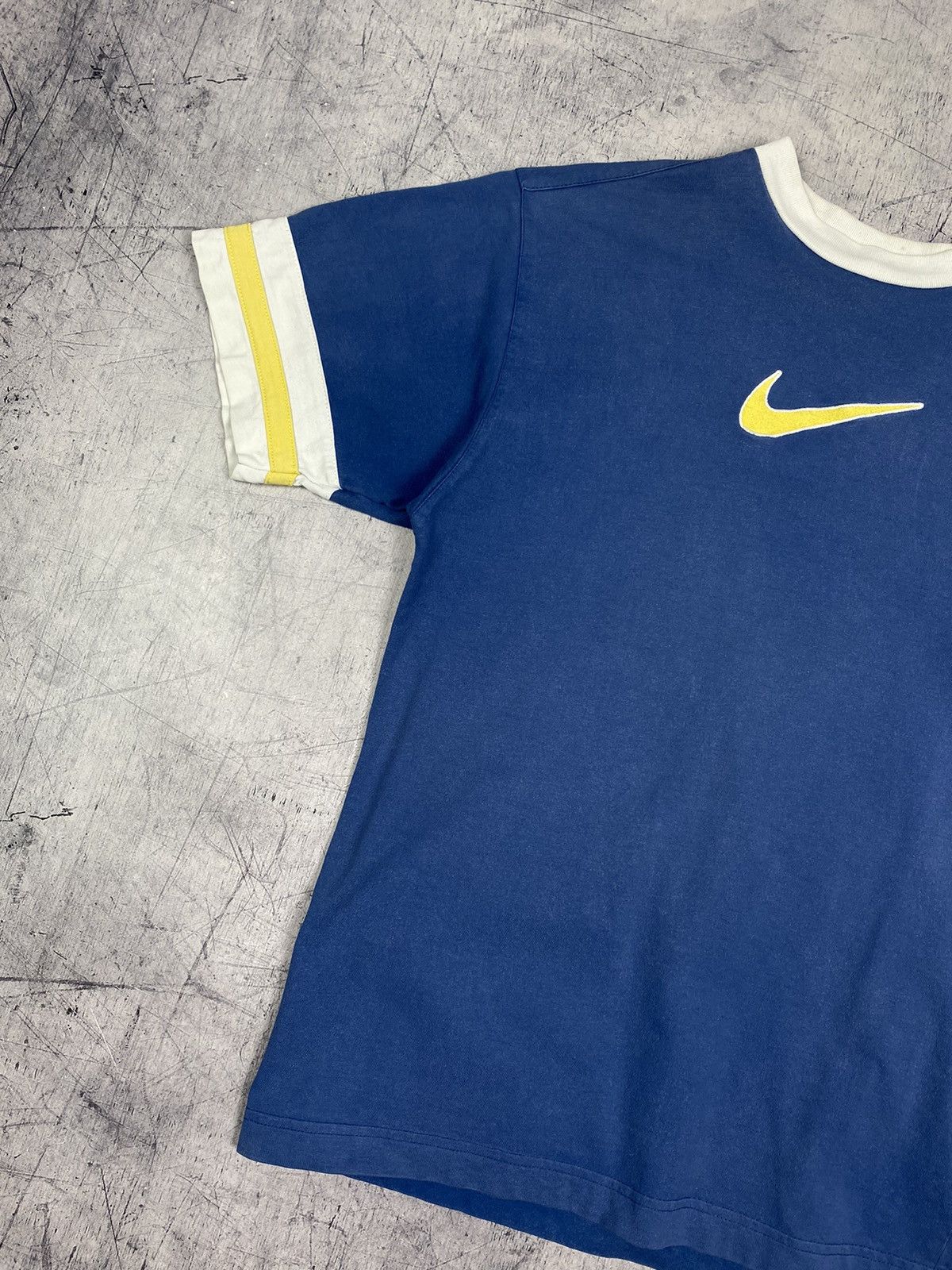 Nike × Vintage Vintage 90s Nike Big Logo Swoosh Drill y2k Tee Size US S / EU 44-46 / 1 - 4 Thumbnail