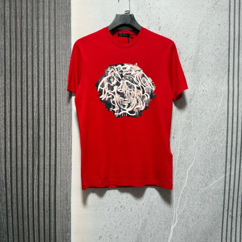 Versace Versace Men's Red Cotton Logo T-Shirt 0089 Size US M / EU 48-50 / 2 - 1 Thumbnail