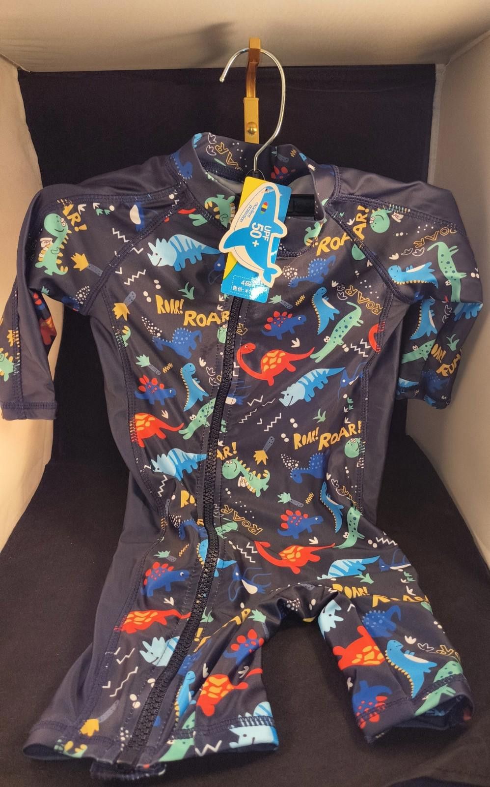 The Unbranded Brand One Piece Rash Guard Swimsuit W\ Matching Hat Toddler 9-18M Size US 26 / EU 42 - 1 Thumbnail