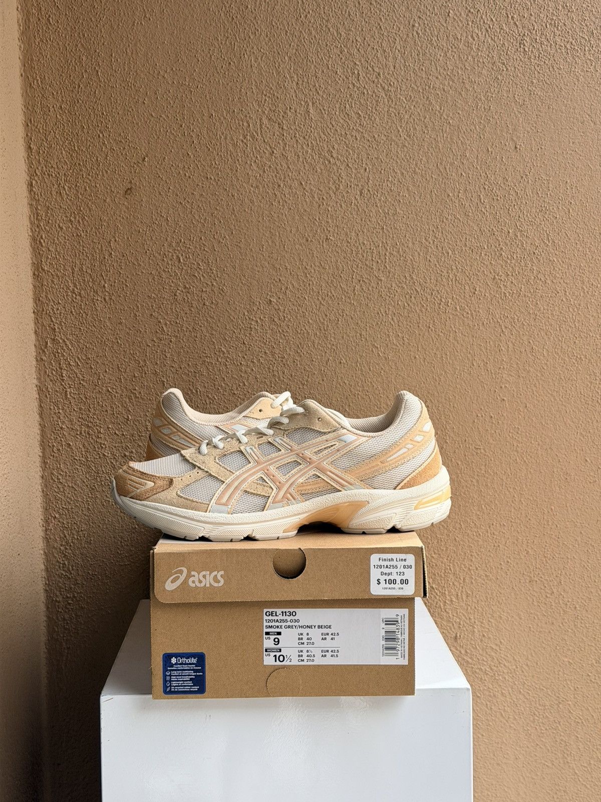 Asics ASICS Gel-1130 Honey Beige Size 9 Smoke Grey Cream Size US 9 / EU 42 - 1 Thumbnail