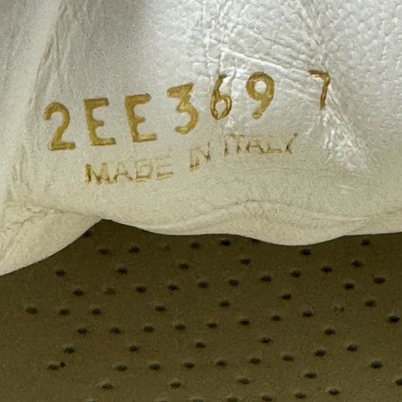 Prada Prada Prax 01 Lace-Up Sneakers White Gold Men’s Size 7 Size US 7 / EU 40 - 6 Thumbnail