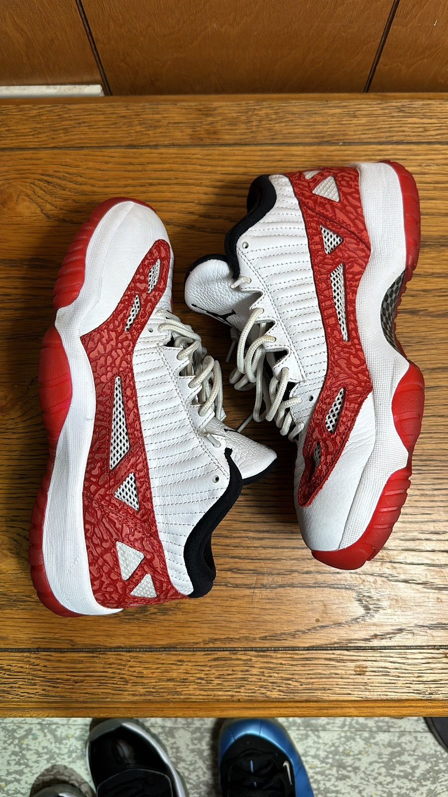 Jordan Brand Jordan 11 ie low “gym red” Size US 8.5 / EU 41-42 - 3 Thumbnail