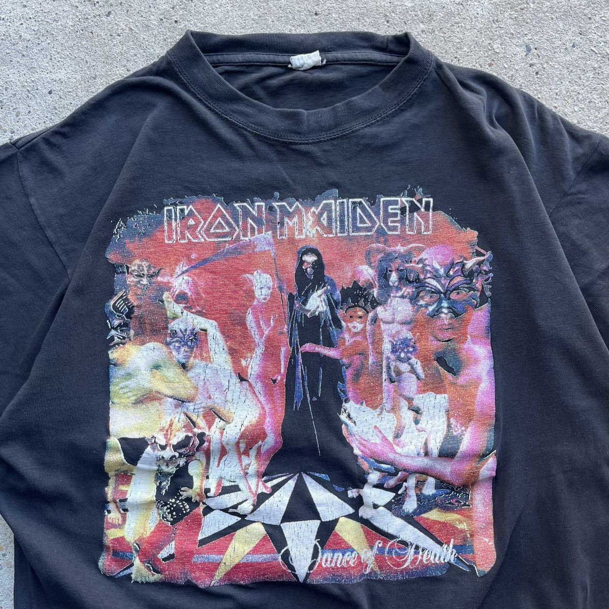 Band Tees × Vintage Vintage Iron Maiden 2003 Tour T-Shirt Dance Of Death Size US M / EU 48-50 / 2 - 2 Thumbnail