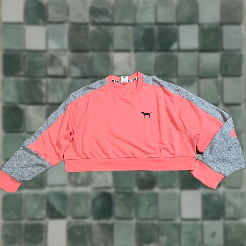 Victoria's Secret Victoria Secret PINK Women Sweater Large Cropped Pink Sweatshirt Pullover Womens Size L / US 10 / IT 46 - 1 Thumbnail