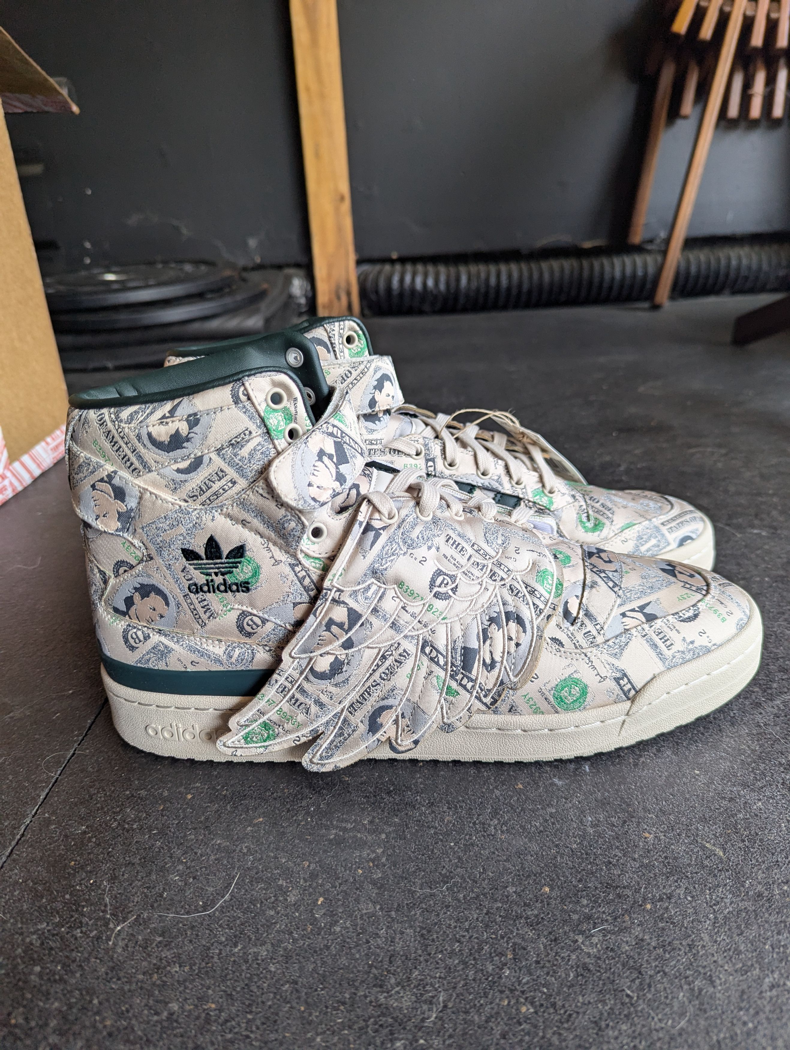 adidas gazelle silver green womens Adidas Mens JS Forum Wings 1.0 Money Shoes CBROWN  Extra Butter