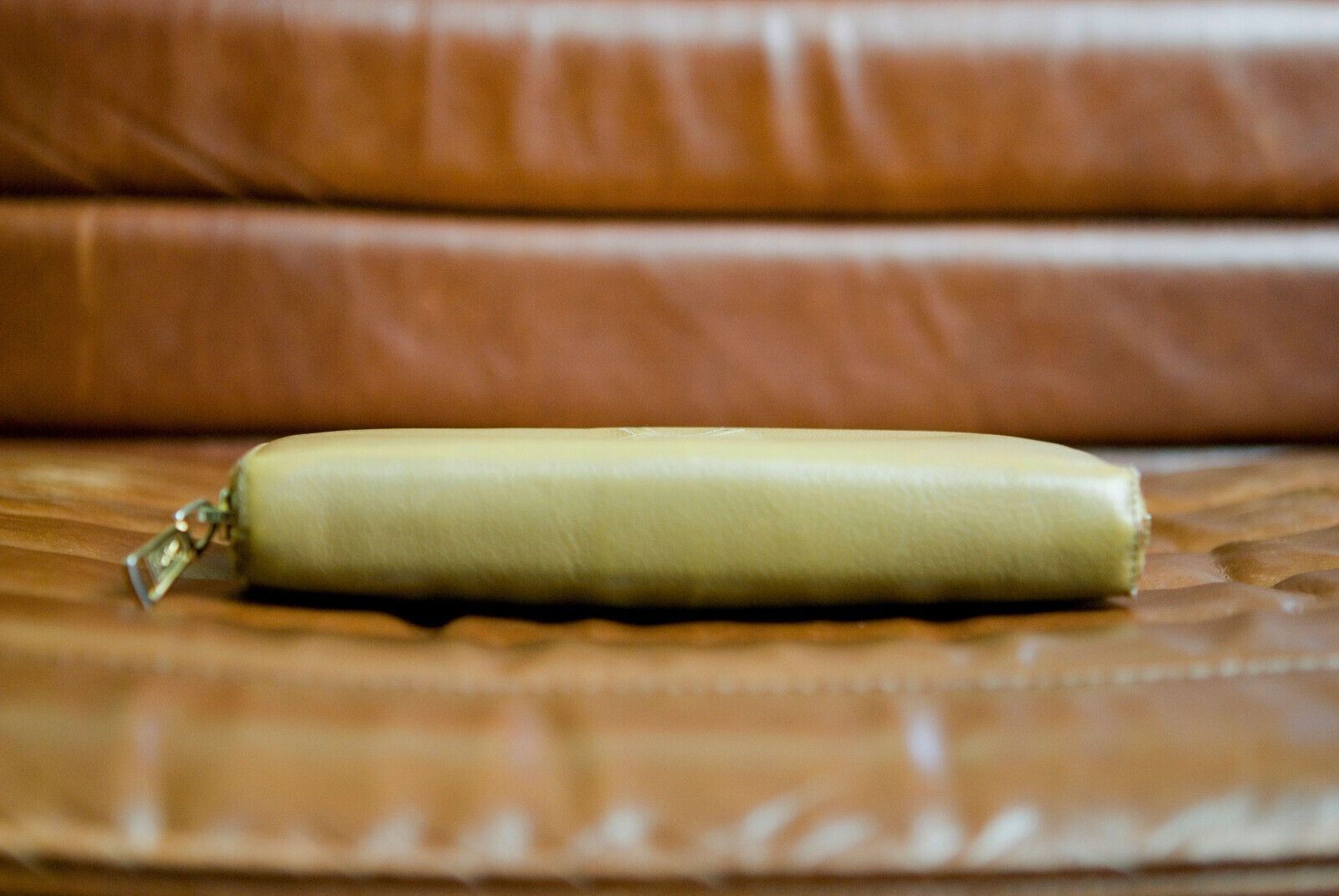 Yves Saint Laurent YSL Yves Saint Laurent Womens Monogram Wallet Long Beige Size ONE SIZE - 6 Thumbnail