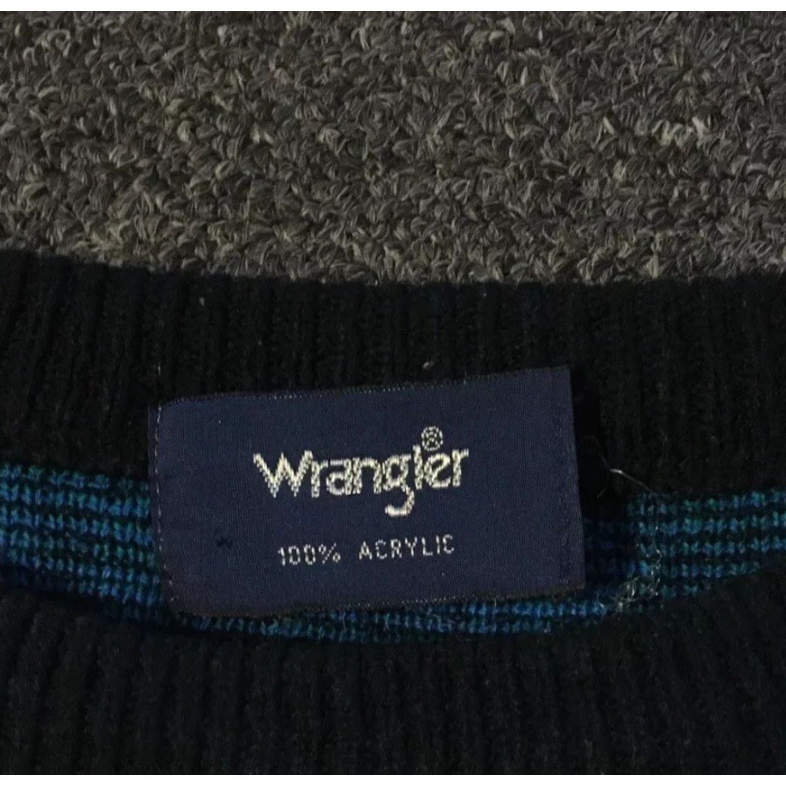 Wrangler VINTAGE Wrangler Abstract AOP Knit Sweater M Men Black 80s 90s Grunge Art Surf Skate Cartoon Size US M / EU 48-50 / 2 - 5 Thumbnail