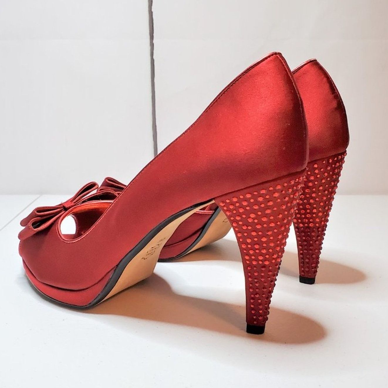 Designer Jessica Bennett Jeanie Satin Embellished Stiletto Heels 10 Size US 10 / IT 40 - 6 Thumbnail