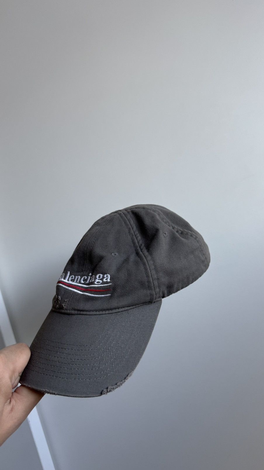 Balenciaga Grey Balenciaga Distressed Logo Cap Size ONE SIZE - 3 Thumbnail