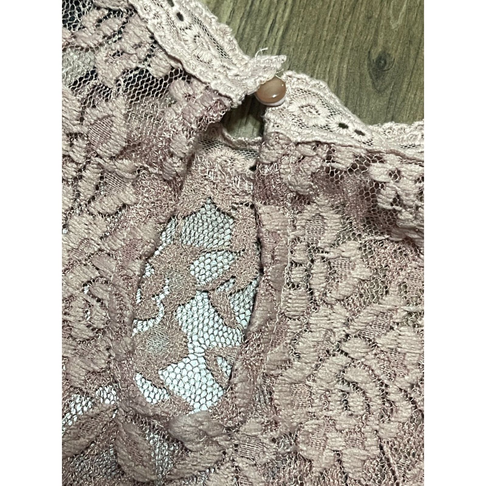 Bell VINTAGE Como Shirt, Women’s Size Small, Pink Lace Top, 3/4 Bell Sleeve, T-Shirt, Womens Size S / US 4 / IT 40 - 6 Thumbnail