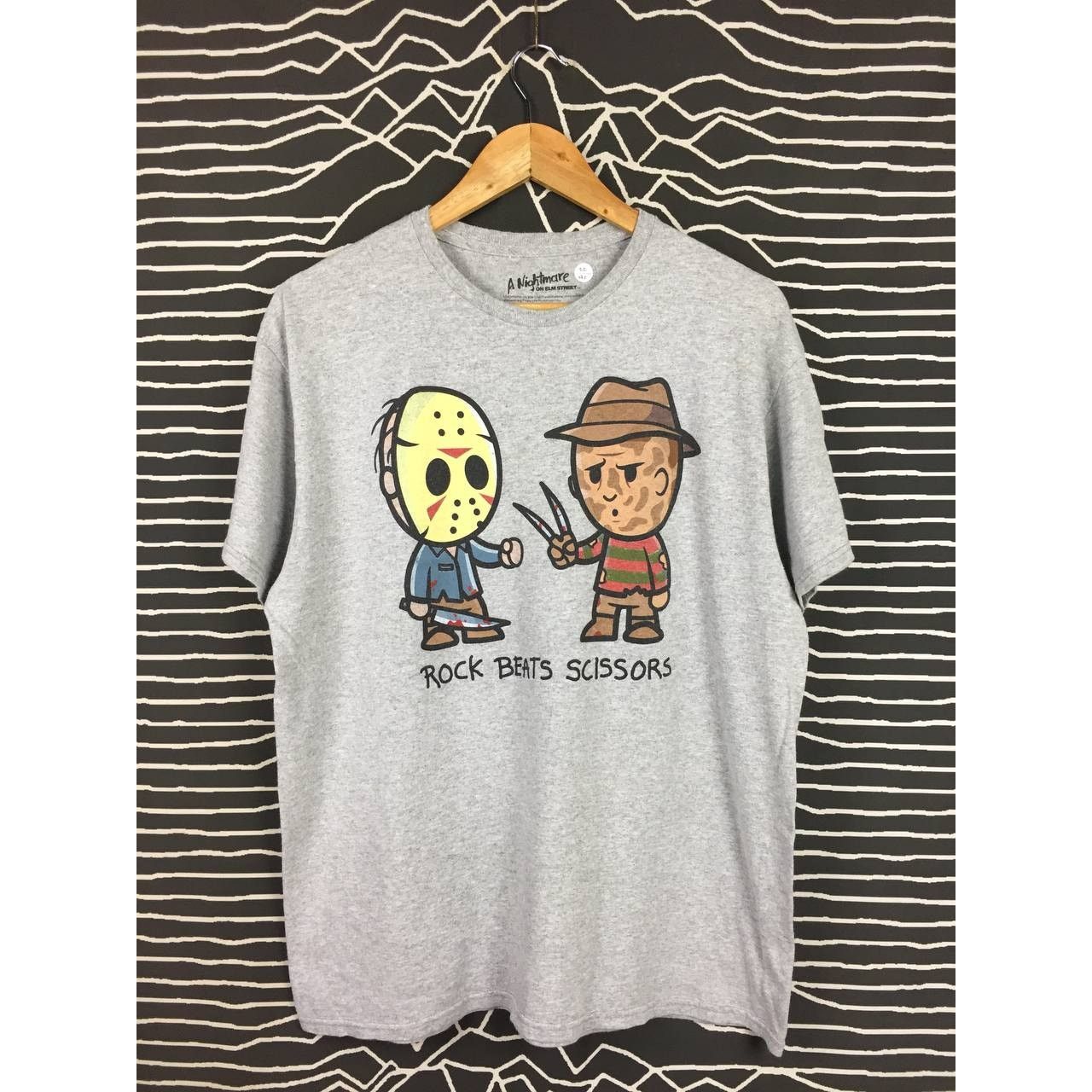 Vintage Nightmare On Elm Street Rock Beats Scissors Jason Freddy Tee Size US L / EU 52-54 / 3 - 1 Thumbnail