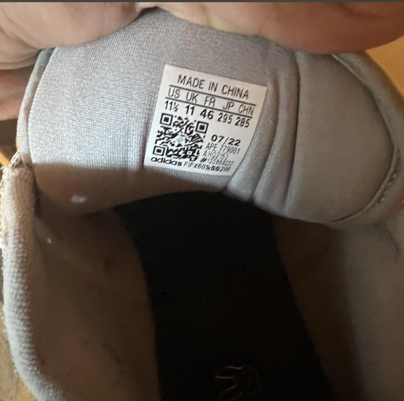 Adidas Bad bunny forums Size US 11.5 / EU 44-45 - 6 Thumbnail