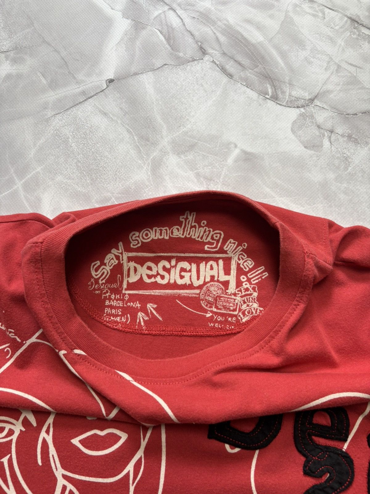 Desigual Desigual Faces Abstract Graphic T-Shirt Red Cotton Mens XL Size US XL / EU 56 / 4 - 9 Thumbnail