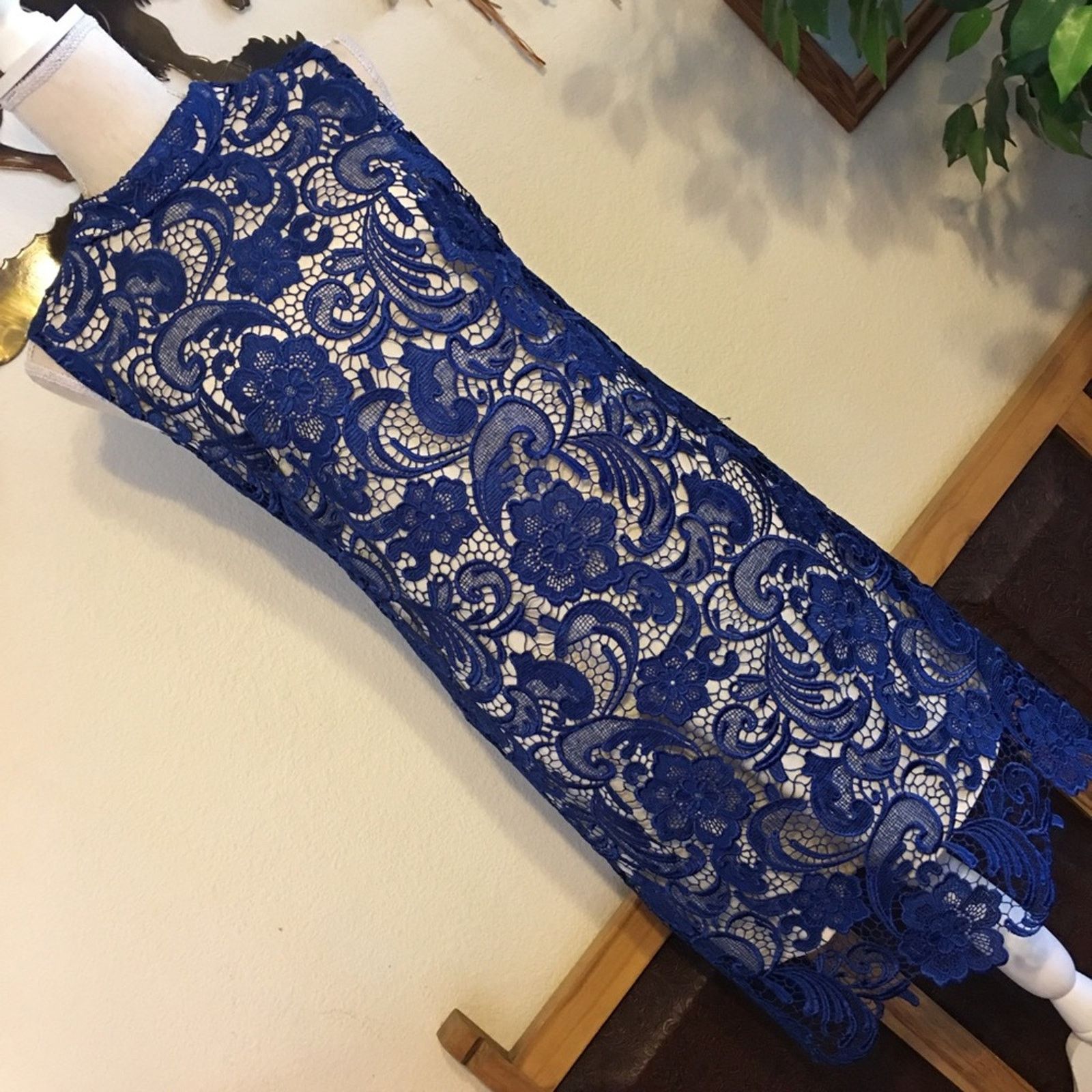 Other Lily.J London royal blue high neck lace dress Size M / US 6-8 / IT 42-44 - 3 Thumbnail