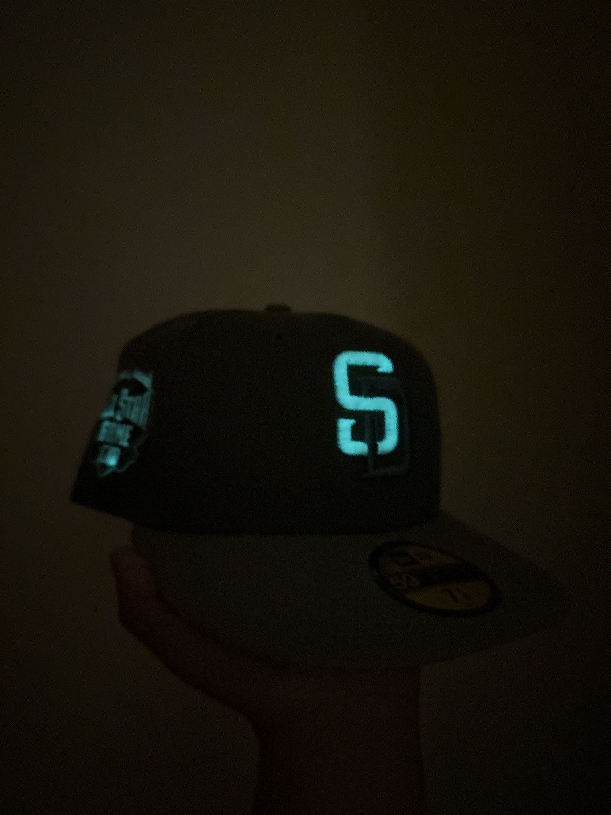 Hat Club × New Era 71/8 Hatclub Glow in the Dark San Diego Fitted Hat Size ONE SIZE - 3 Thumbnail