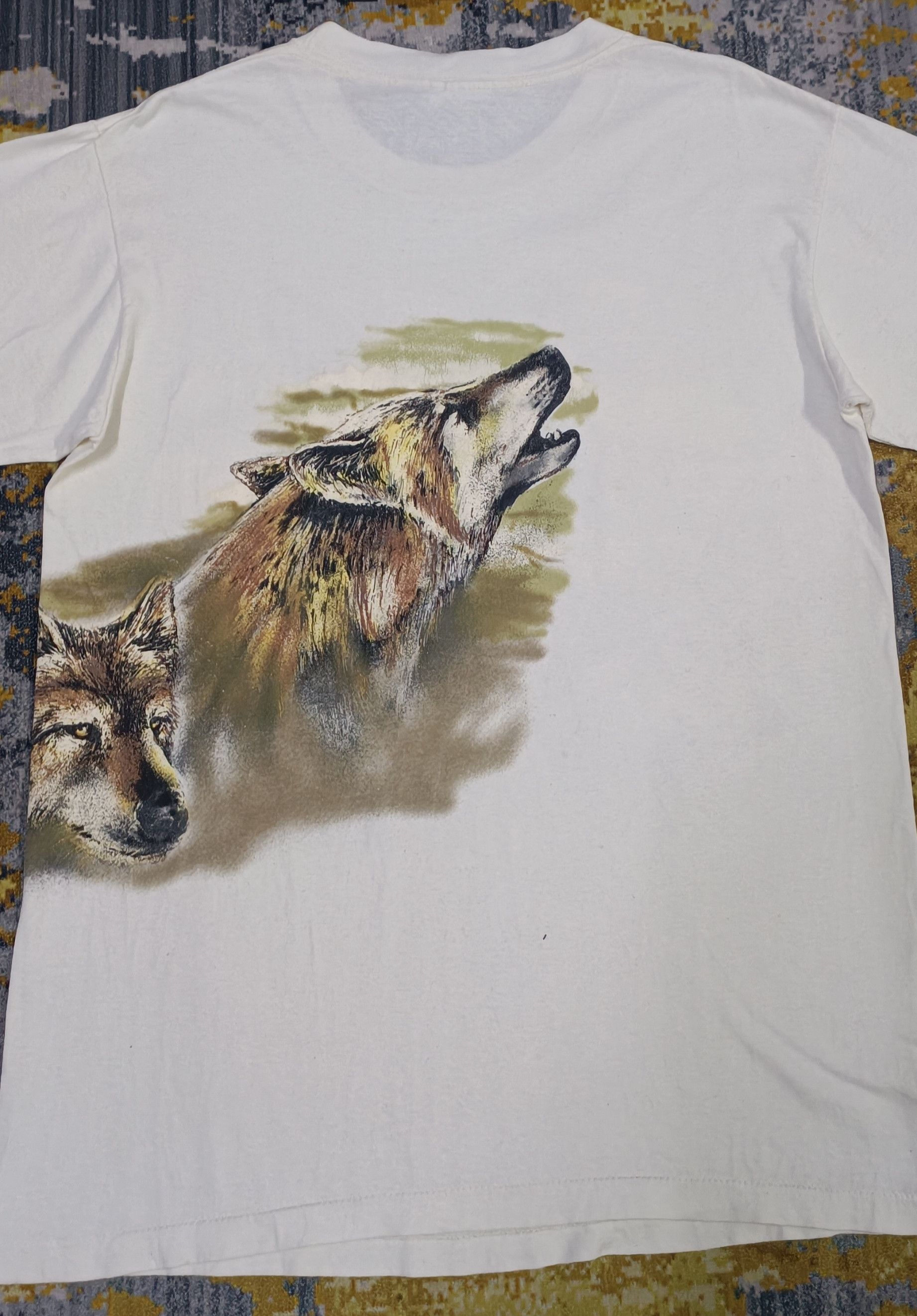 Habitat × Vintage Vintage 90s Wolf Tucson,AZ by Hazelwoods Size US M / EU 48-50 / 2 - 3 Thumbnail