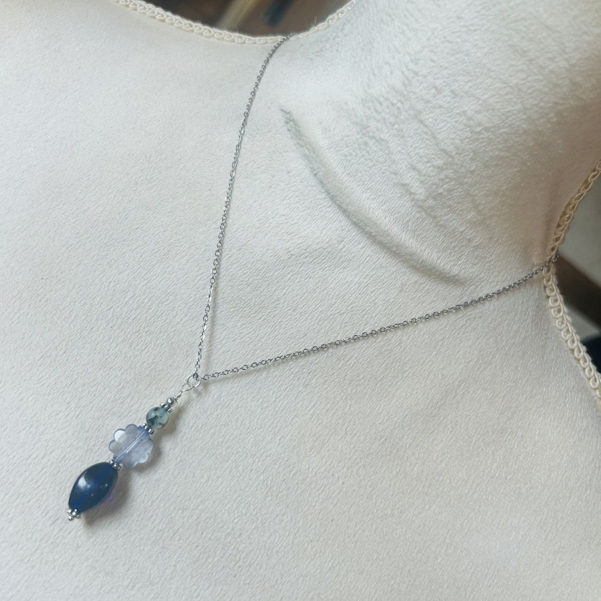 Handmade Handcrafted vintage sapphire glass dragon vein necklace Size ONE SIZE - 2 Thumbnail