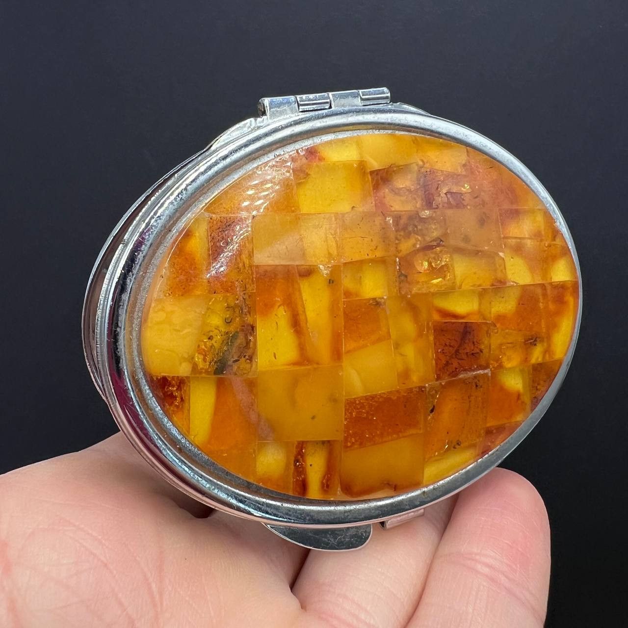 Vintage Vintage Compact Powder Box Metal Decor Genuine Baltic Amber Size ONE SIZE - 1 Thumbnail