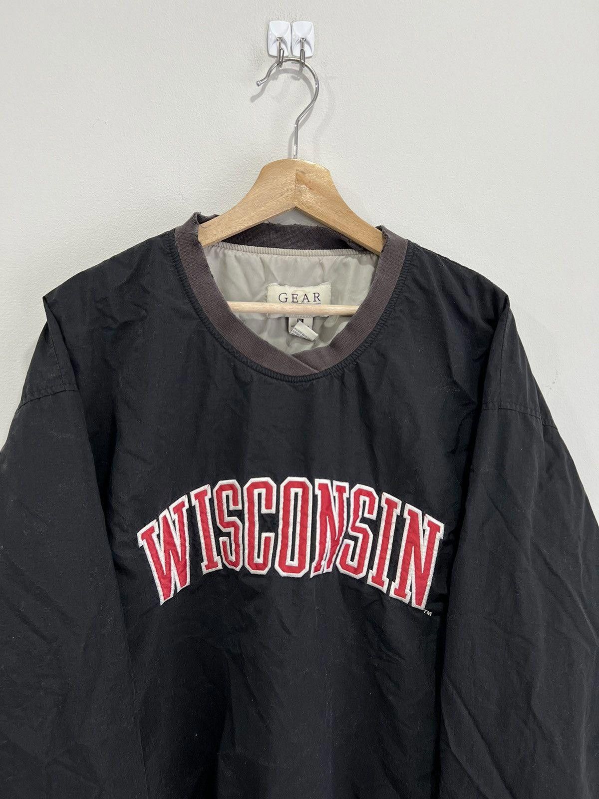 Vintage Vintage Wisconsin Badgers Jacket pullover Size US XL / EU 56 / 4 - 2 Thumbnail