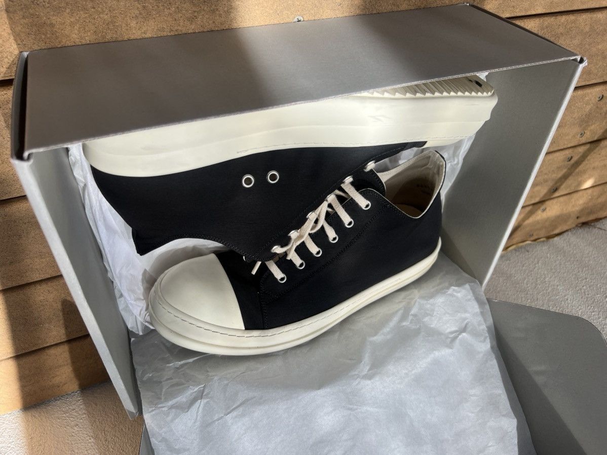 Rick Owens Rick Owens DRKSHDW Low CottonNylon Sneakers Size US 11 / EU 44 - 8 Thumbnail