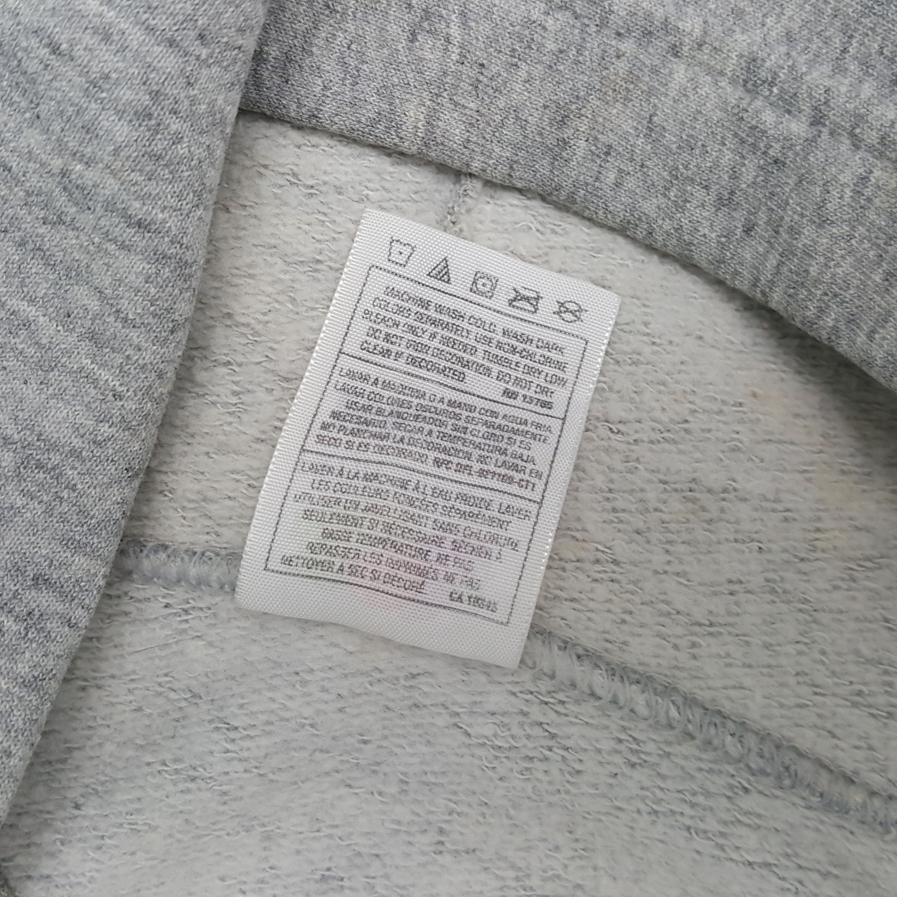 Fruit Of The Loom Taking Back Sunday Streetwear Style Hoodie RR7 Size US S / EU 44-46 / 1 - 5 Thumbnail
