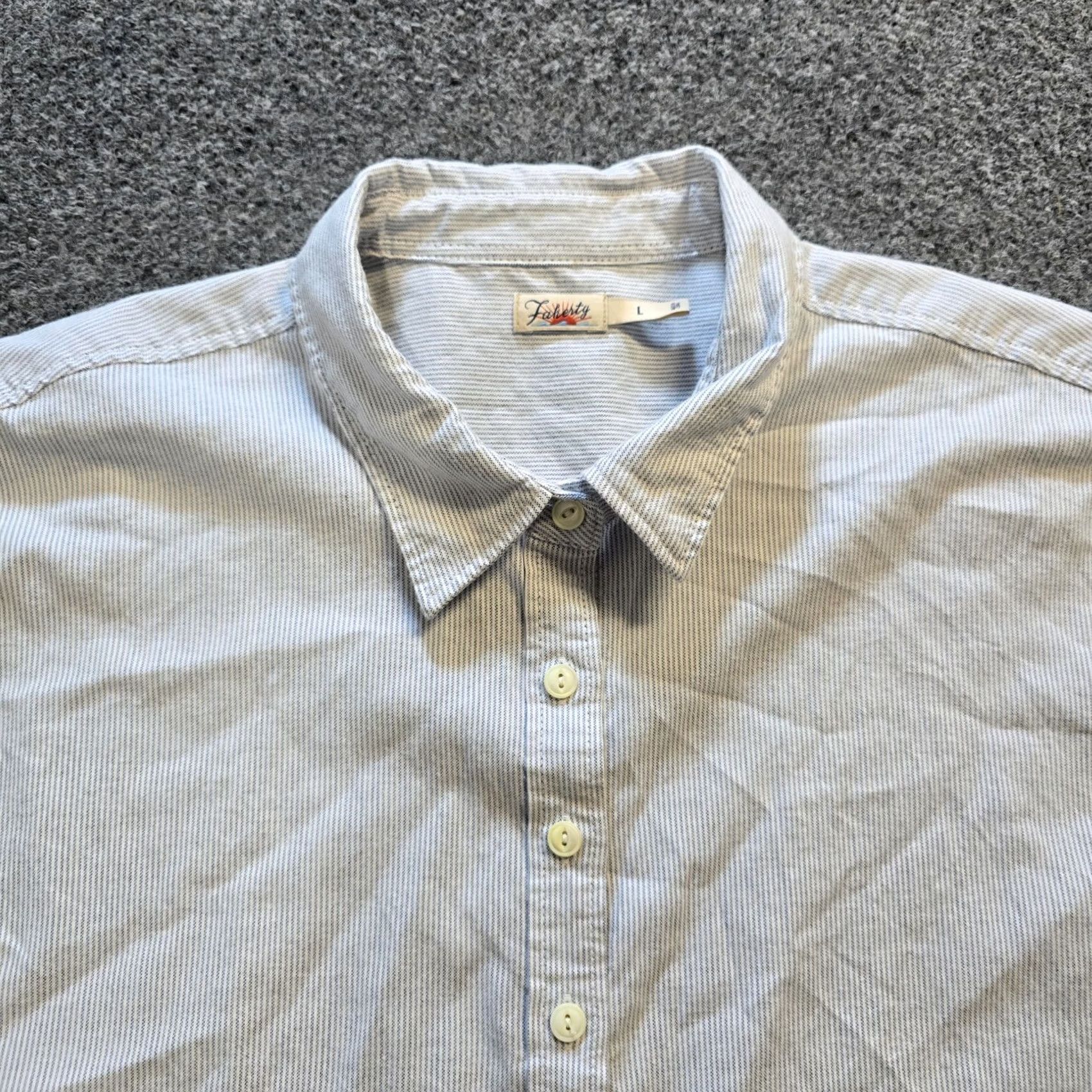 Faherty Faherty Top Women L Blue White Stripe Button Crop Casual Preppy Size L / US 10 / IT 46 - 3 Thumbnail