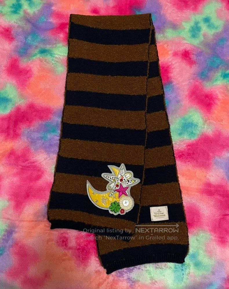 Vivienne Westwood Vivienne Westwood Early 2001 Saturn moon and stars series Size ONE SIZE - 3 Thumbnail