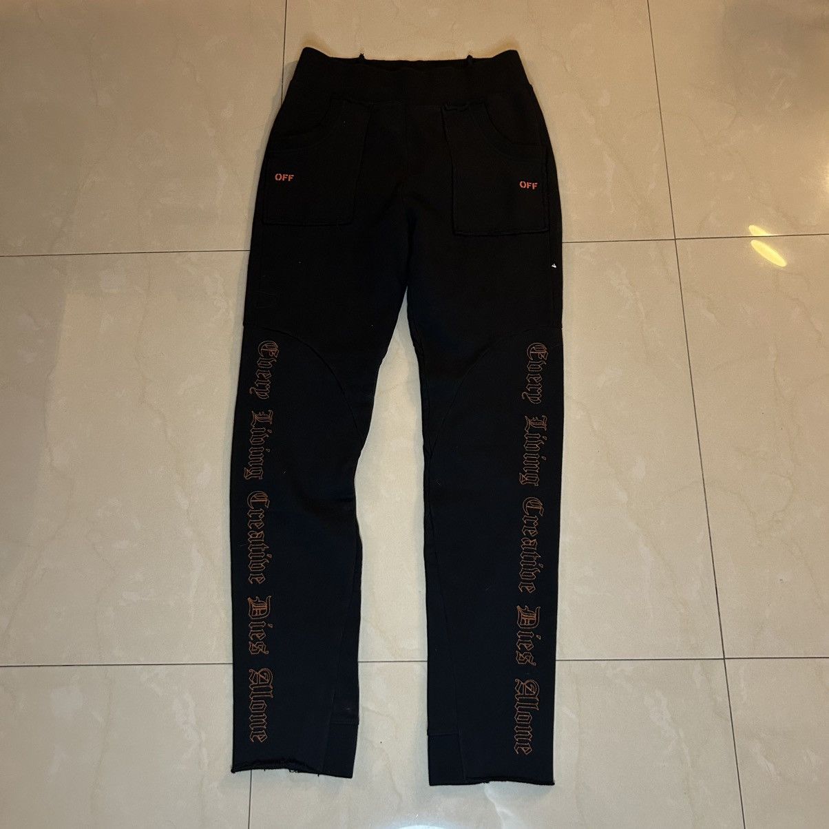 Off-White × Vlone Off White x Vlone Sweatpants Size US 31 - 1 Thumbnail