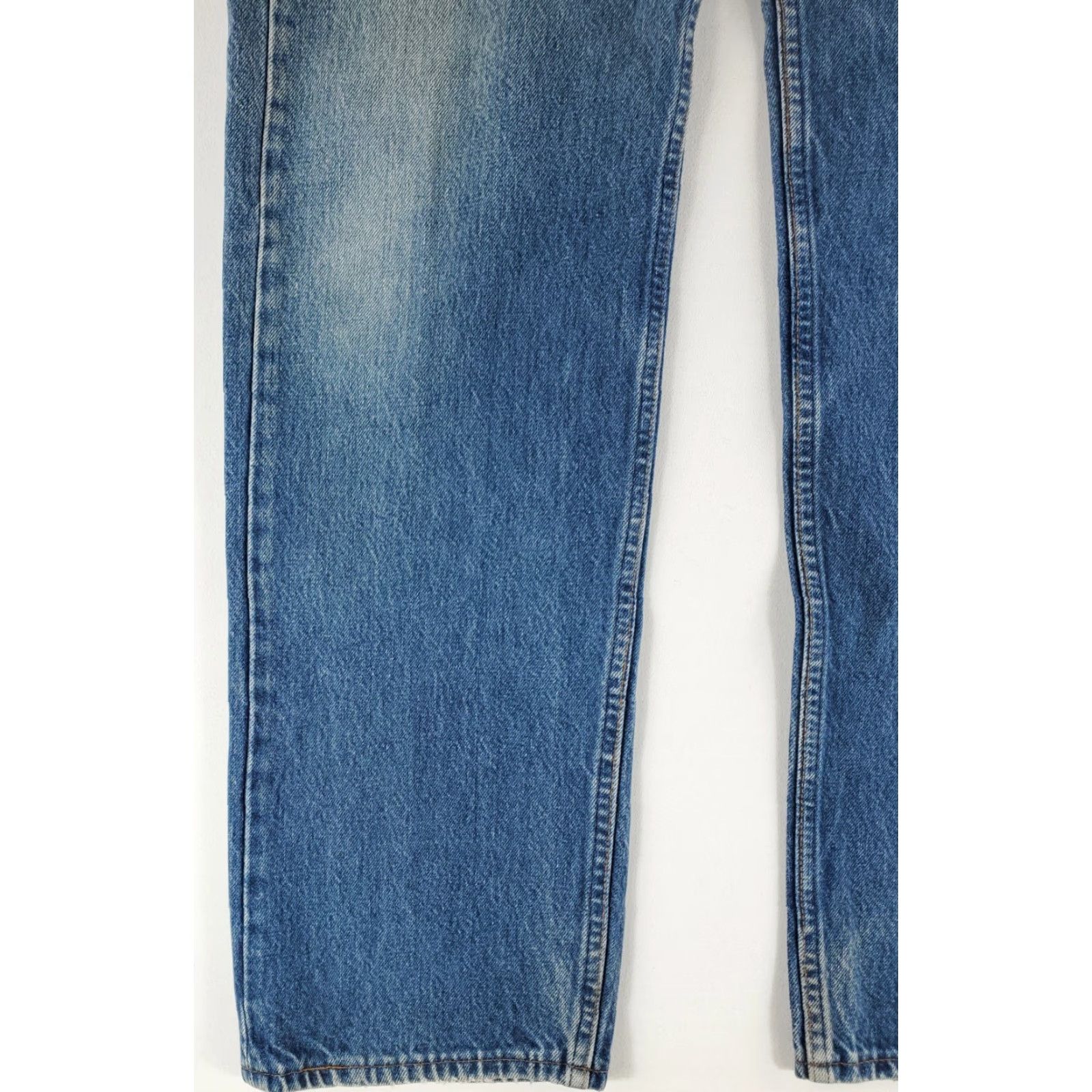 Levi's VINTAGE Levi's 501 Jeans Men Straight 36 Regular Blue Whiskering 90s 38x34 (36x32.5 Actual) Size US 36 / EU 52 - 2 Thumbnail