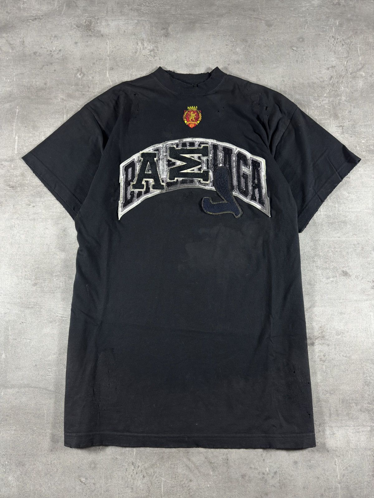 Balenciaga Balenciaga Destroyed Paris Logo Patch T-Shirt – Black Size US M / EU 48-50 / 2 - 2 Thumbnail