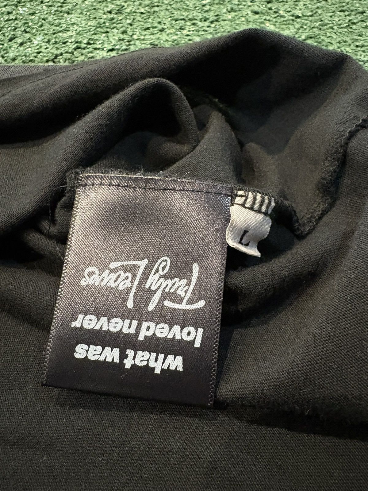 HMDD HMDD “GHOST POCKET” TSHIRT - SIZE LARGE Size US L / EU 52-54 / 3 - 3 Thumbnail