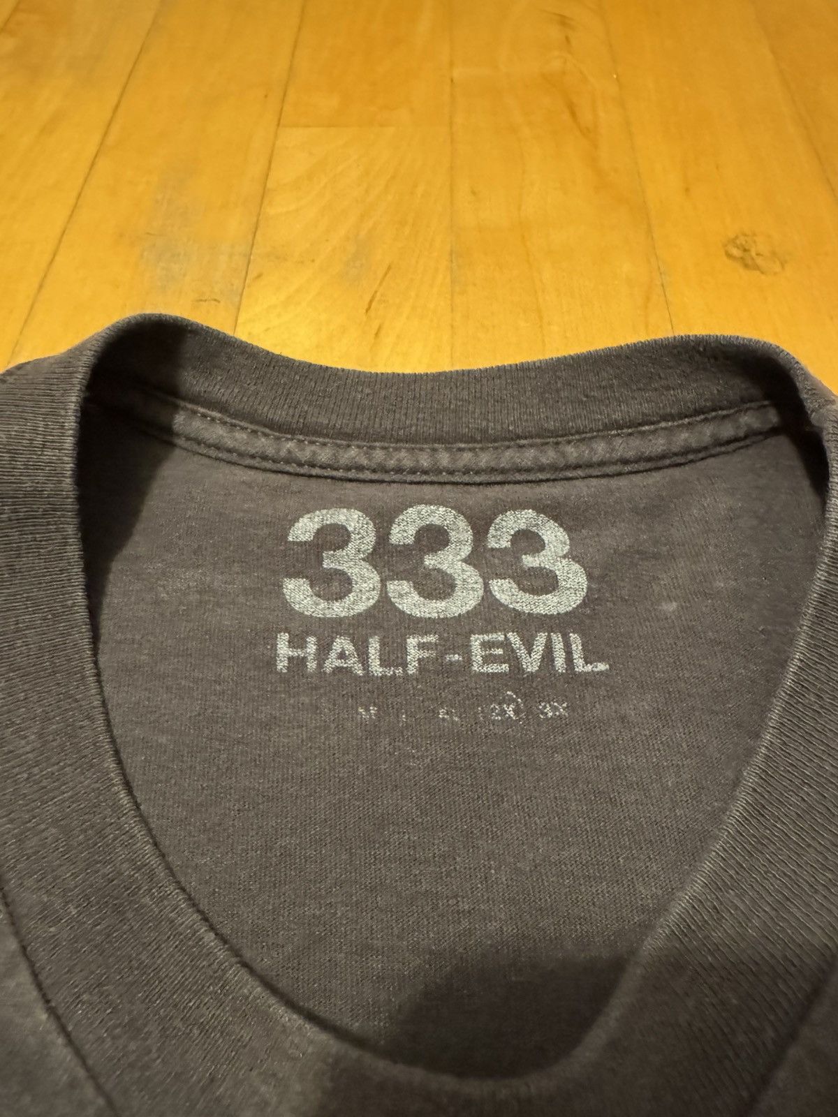 Half Evil Half Evil Graphic Tee Size US XXL / EU 58 / 5 - 2 Thumbnail