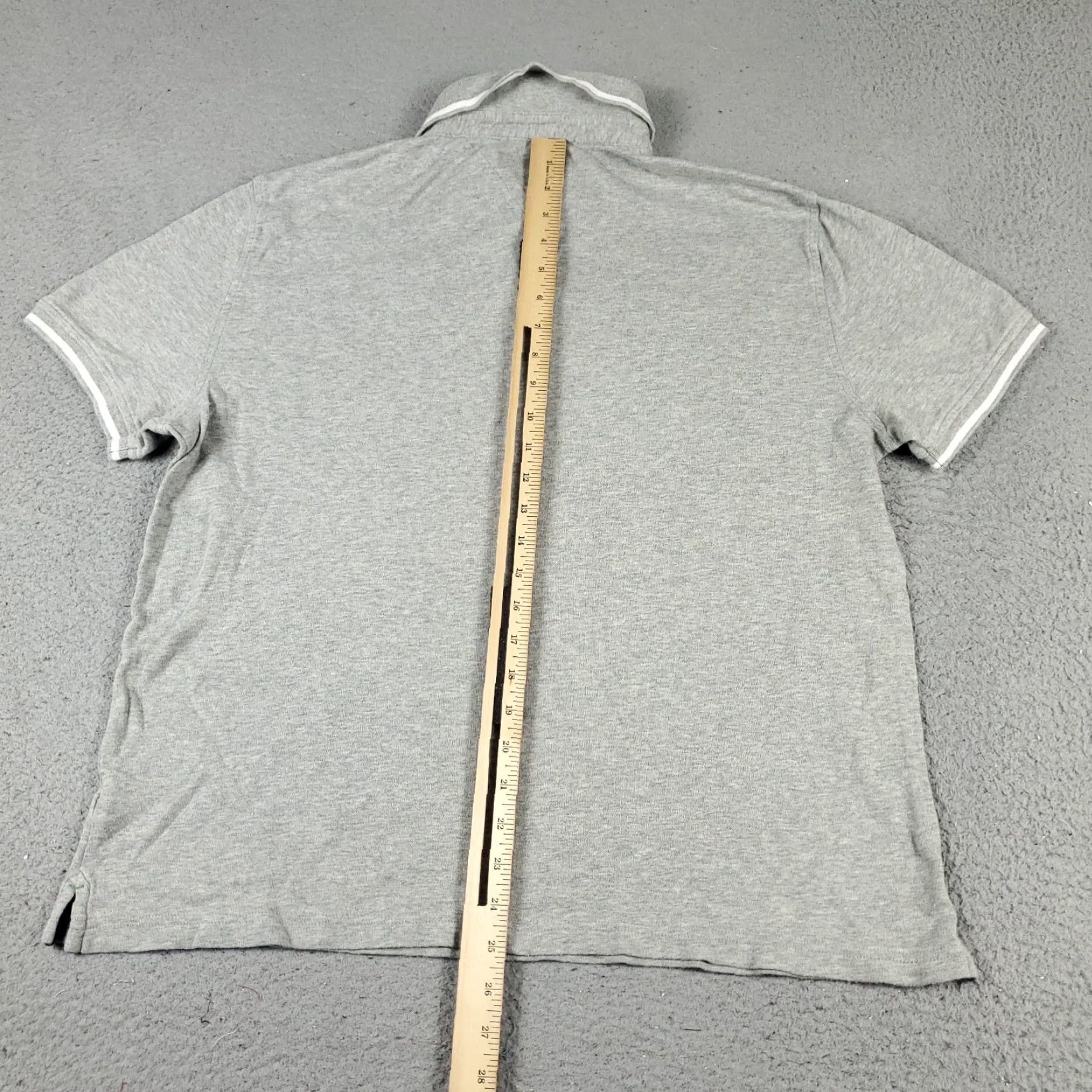 Tommy Hilfiger Tommy Hilfiger Polo Shirt Mens Large Gray Solid Short Sleeve Casual Button-Front MIS-Style 90s Classic Preppy Mens Size US L / EU 52-54 / 3 - 4 Thumbnail