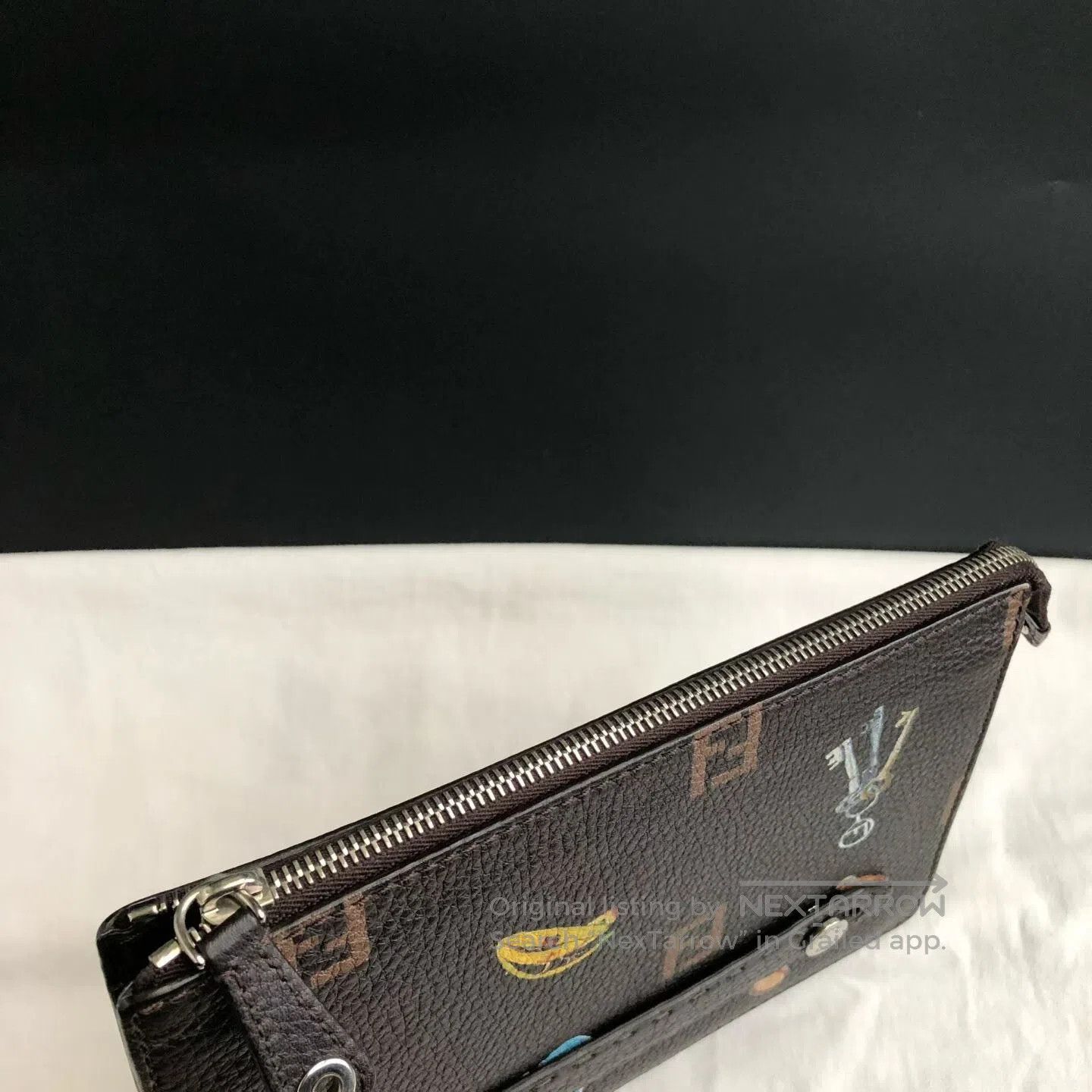 Fendi FENDI Lifestyle Graffiti Clutch Bag. Size ONE SIZE - 3 Thumbnail