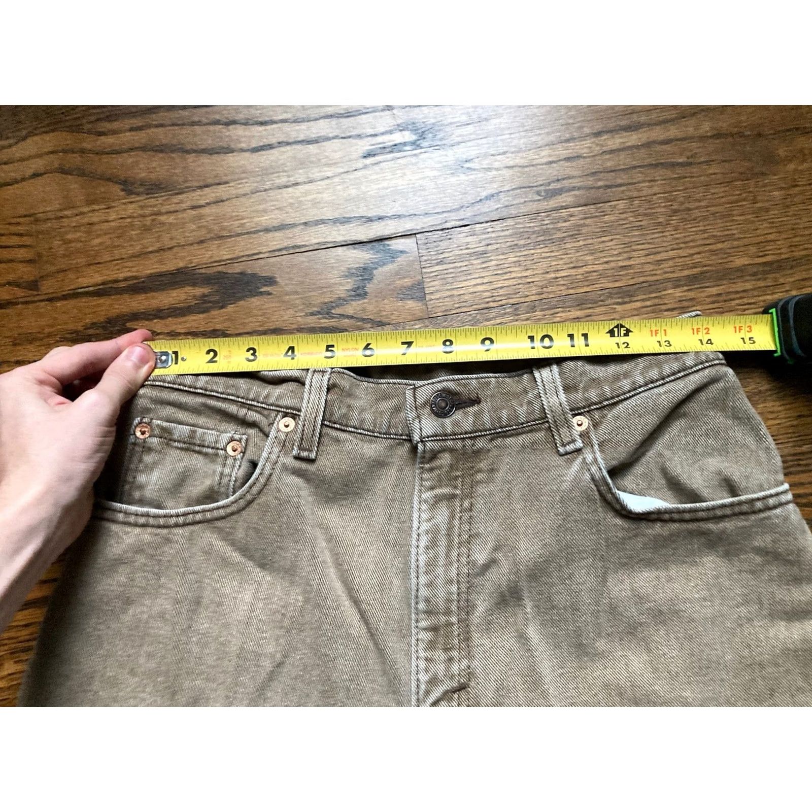 Levi's VINTAGE Levis 551 Jeans Womens 10 M 28x30 Beige Denim Tapered USA Made 90s Vtg 1993 Size 32" / US 10 / IT 46 - 6 Thumbnail