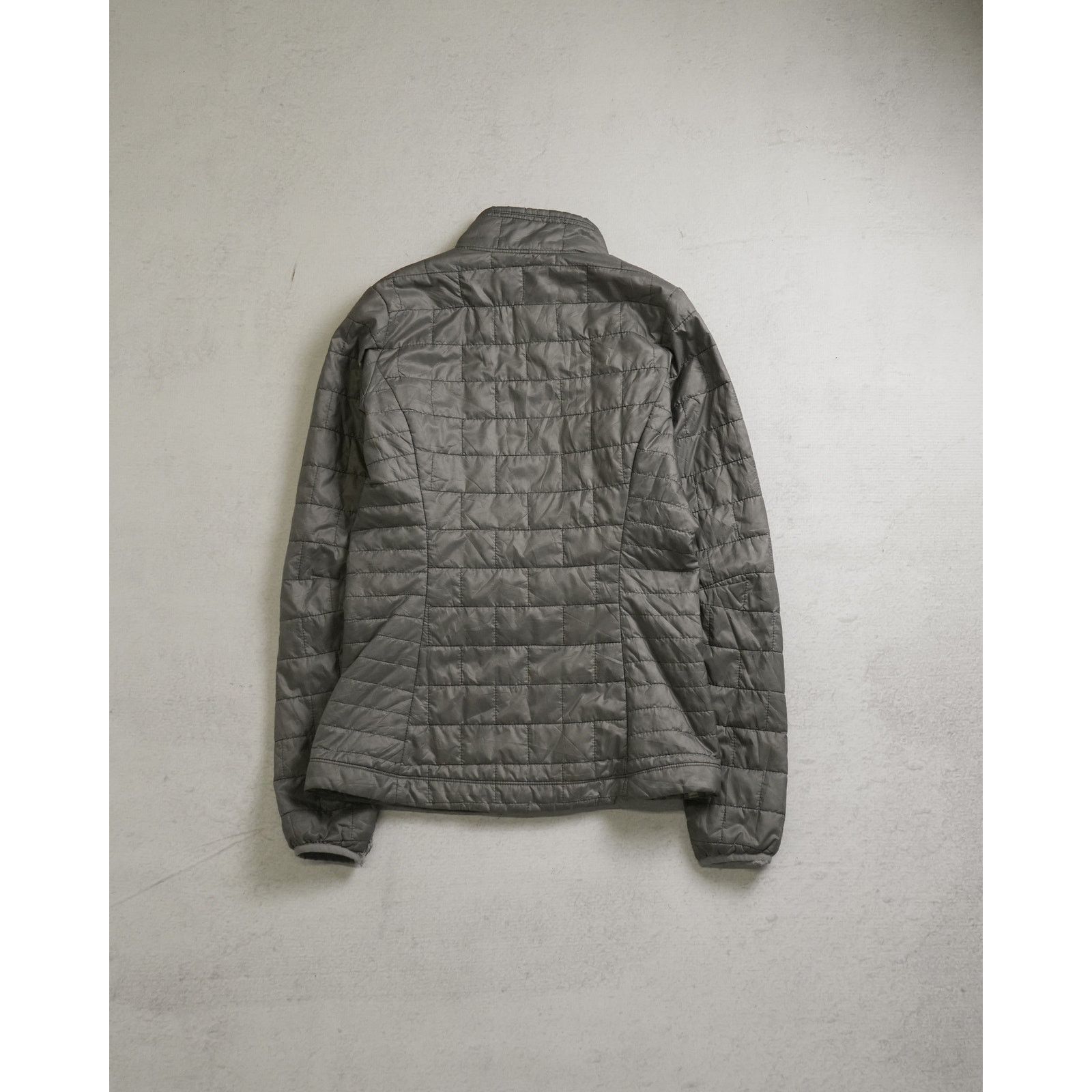 Patagonia Vintage 90s Patagonia Grey Insulated Jacket - Women's XS Size XS / US 0-2 / IT 36-38 - 2 Thumbnail