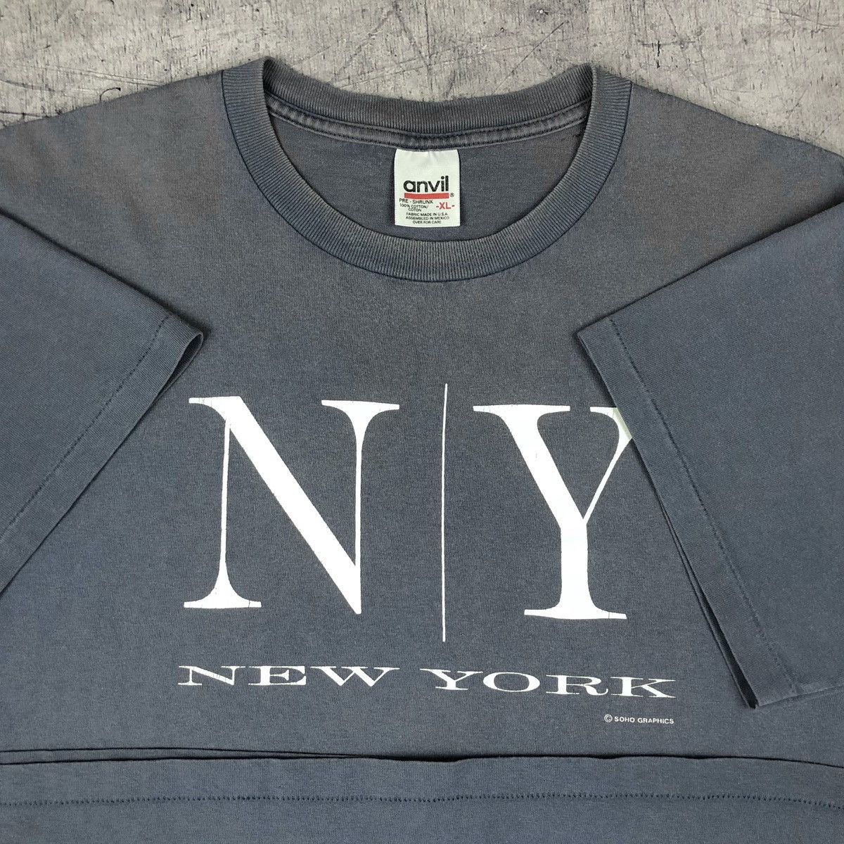 Vintage Vintage 90s New York Single Stitch Soho Anvil Tee y2k og g59 Size US XL / EU 56 / 4 - 4 Thumbnail